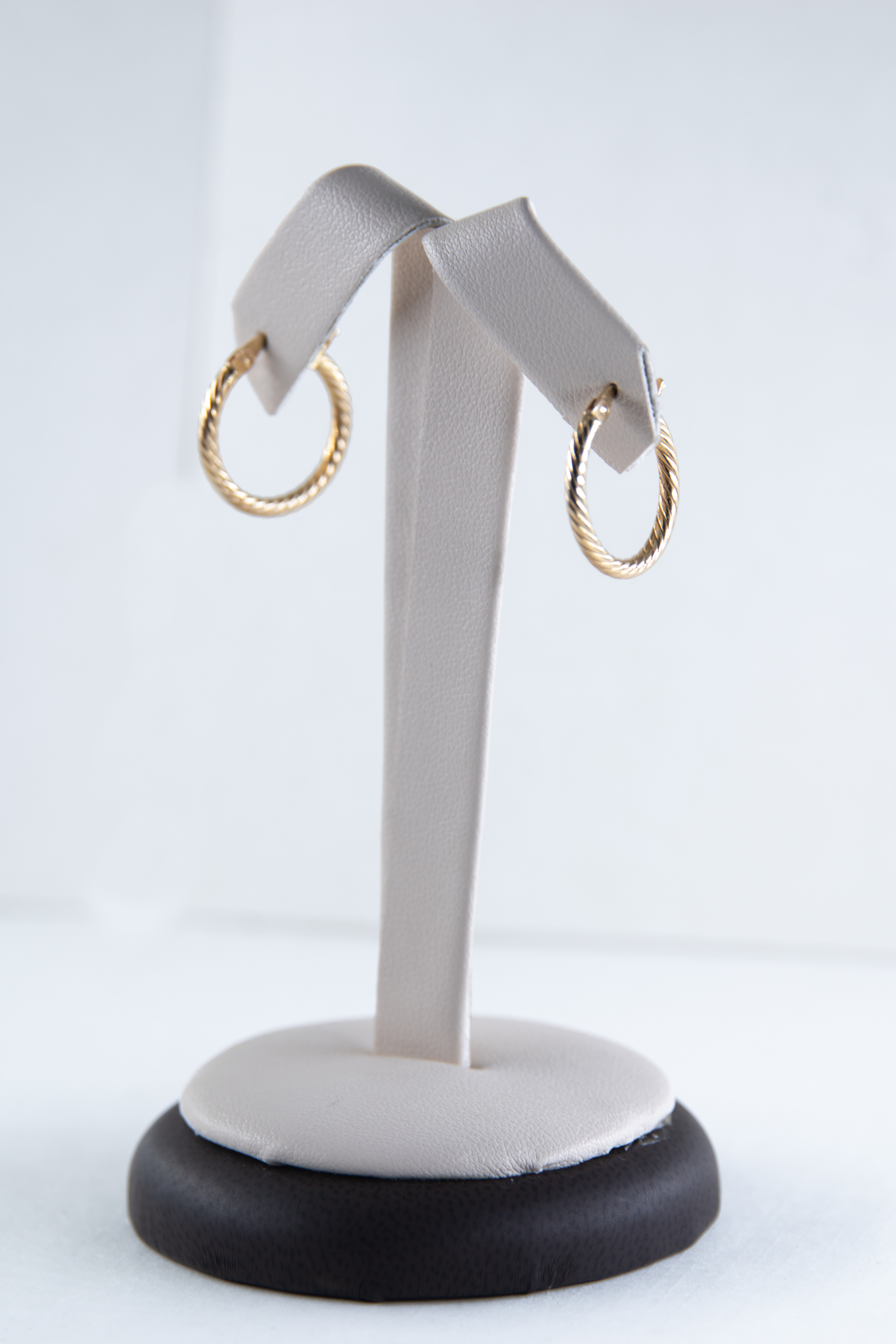 Aretes de aro en oro amarillo