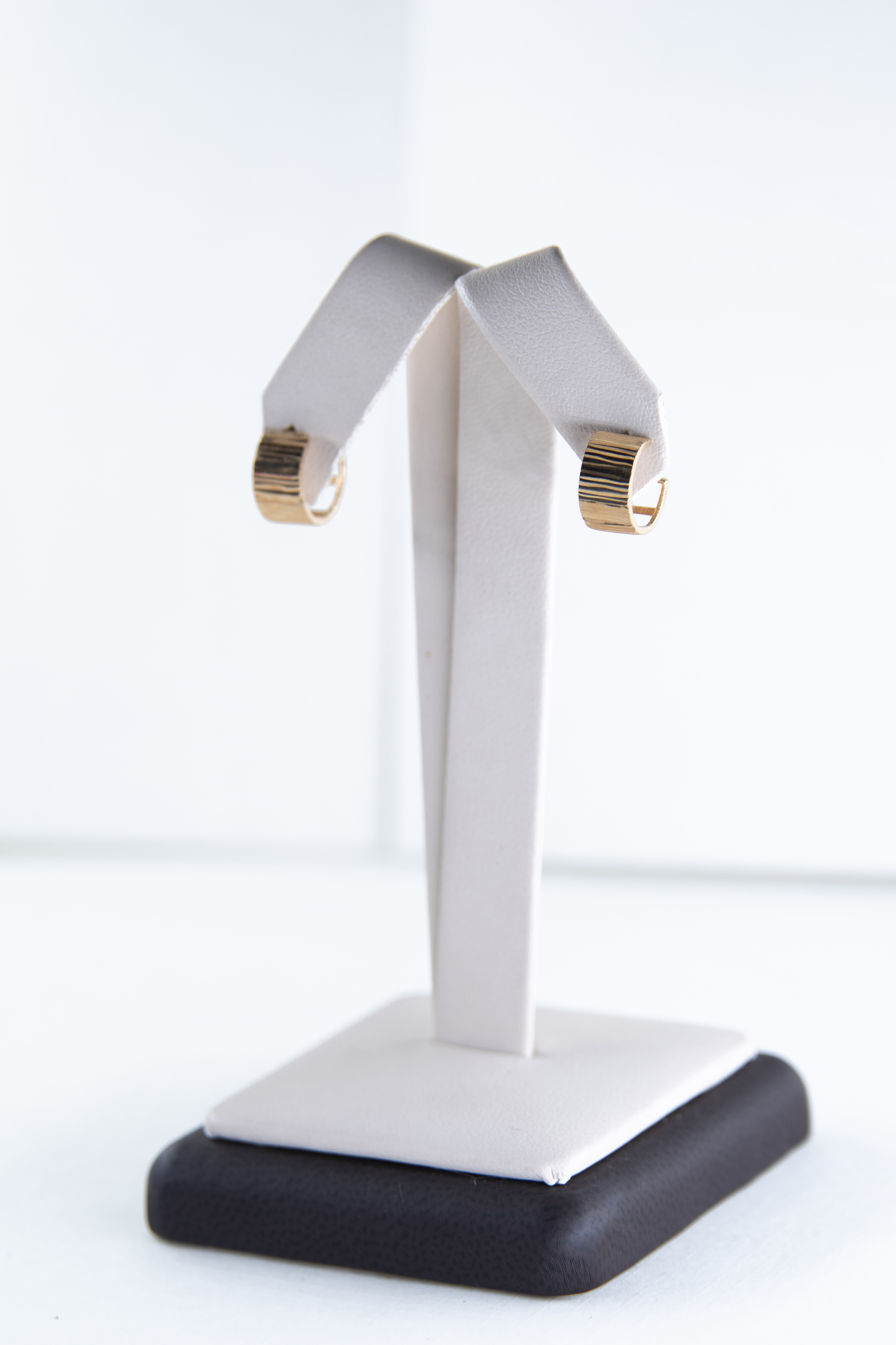 Aretes de aro en oro amarillo