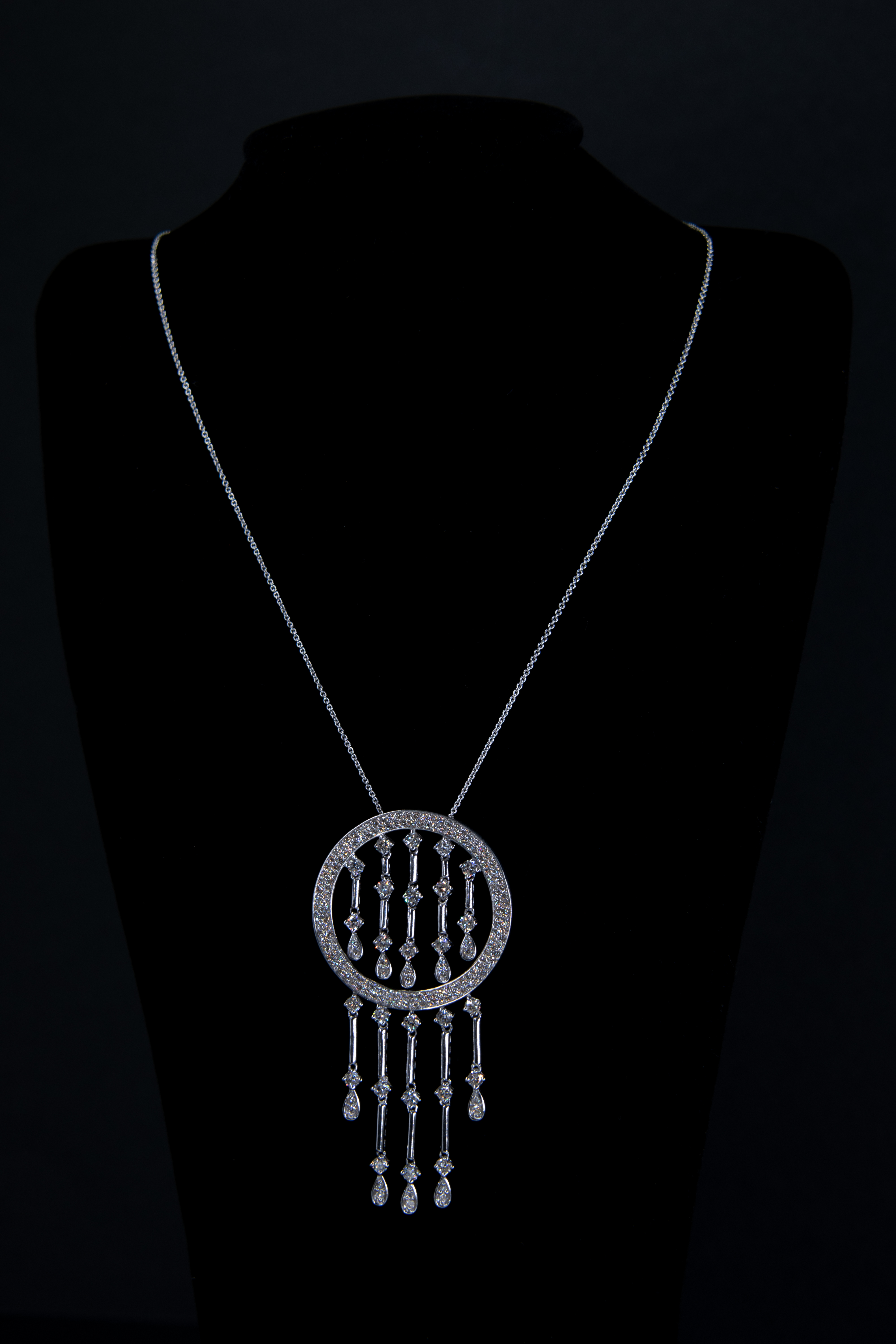 Oro Blanco con Diamantes