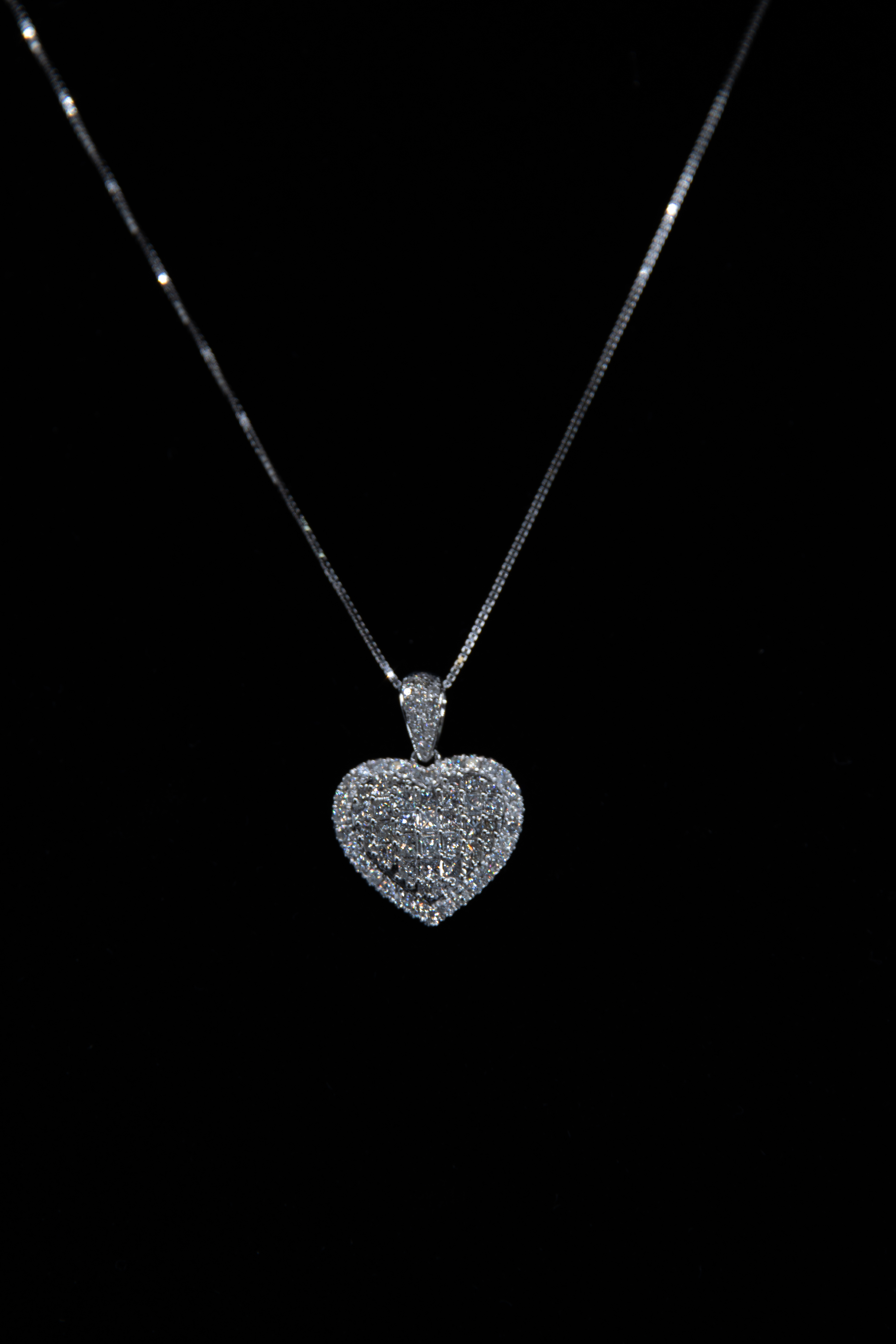 Oro Blanco con Diamantes