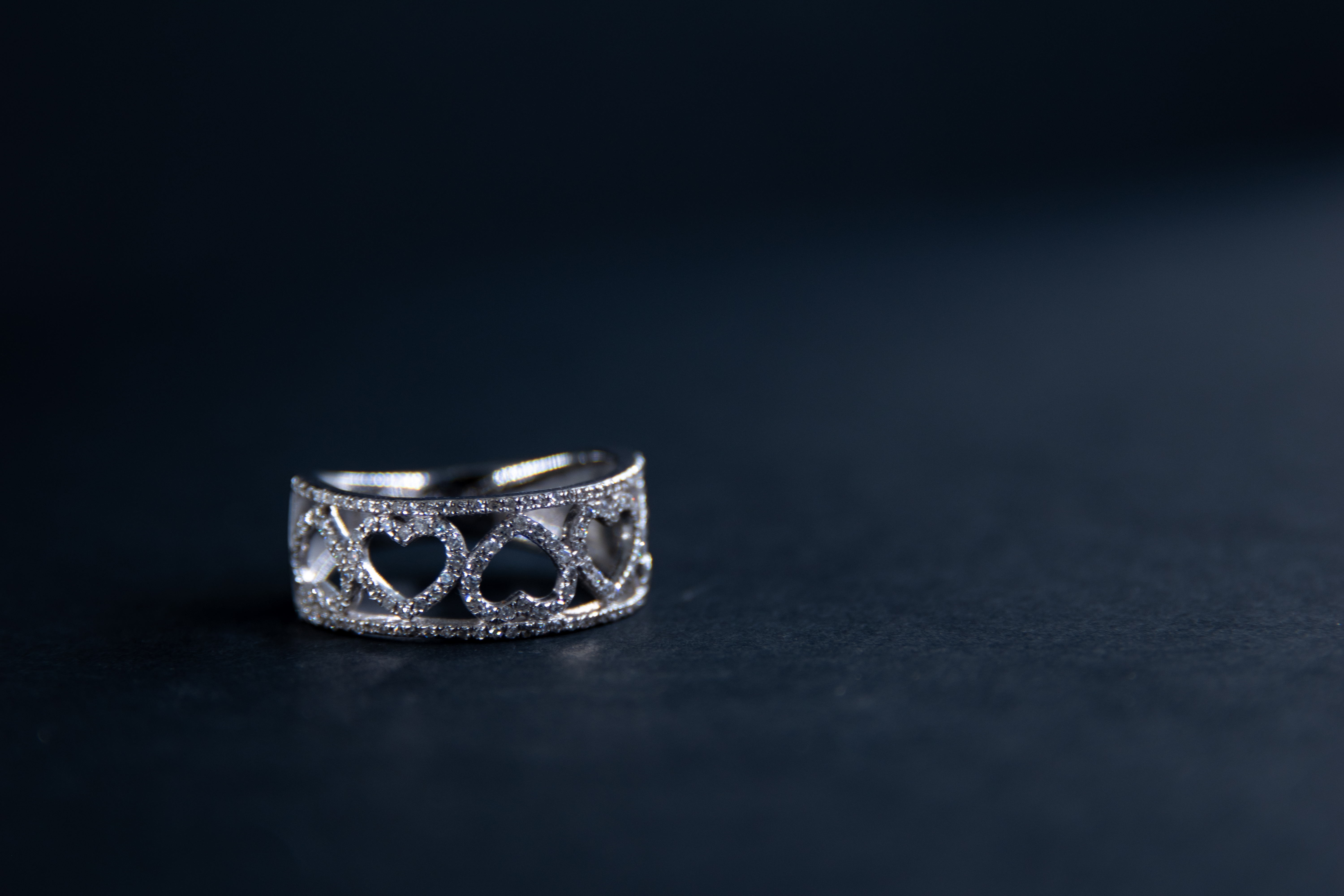 Oro Blanco con Diamantes