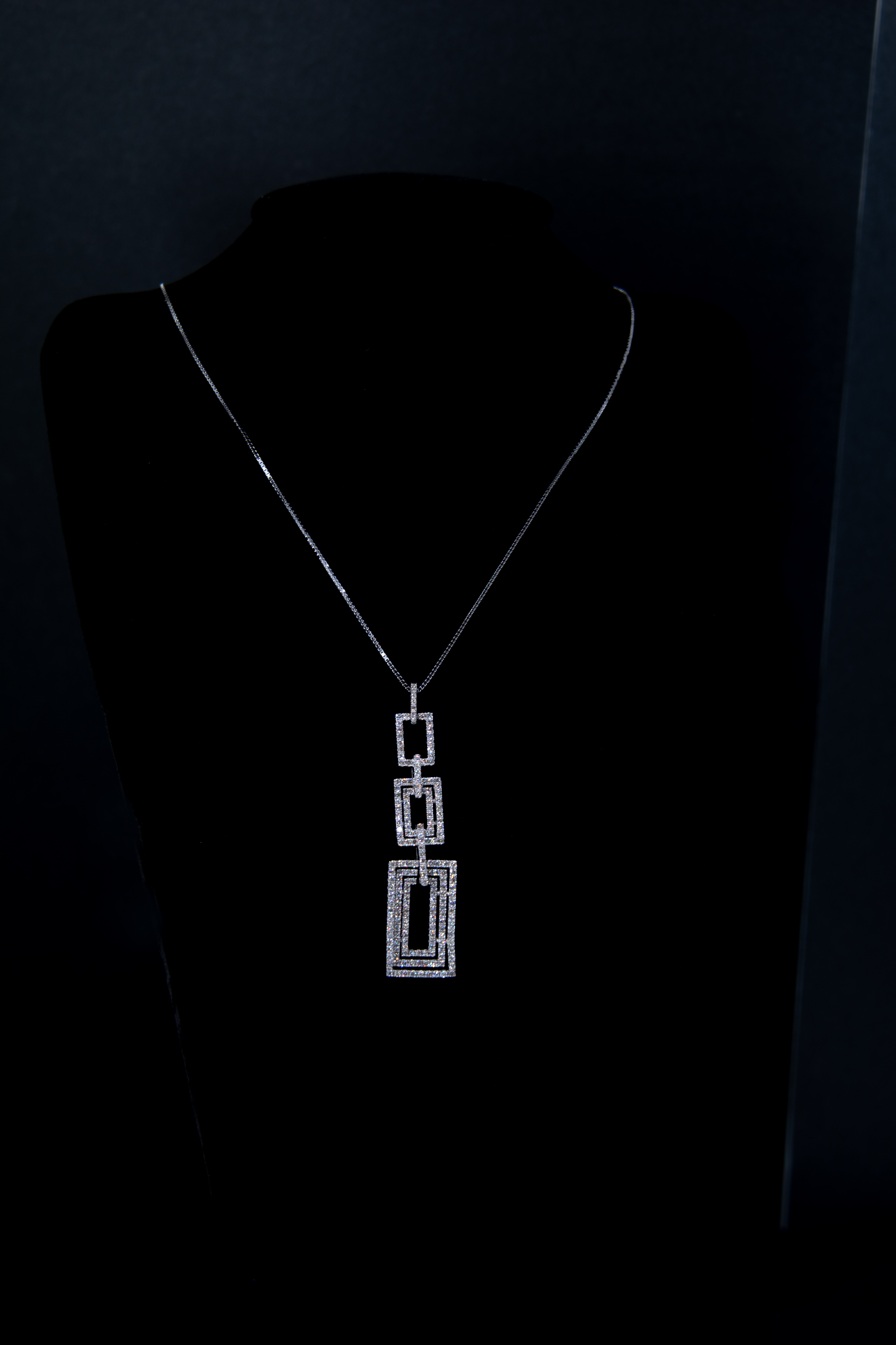 Oro Blanco con Diamantes