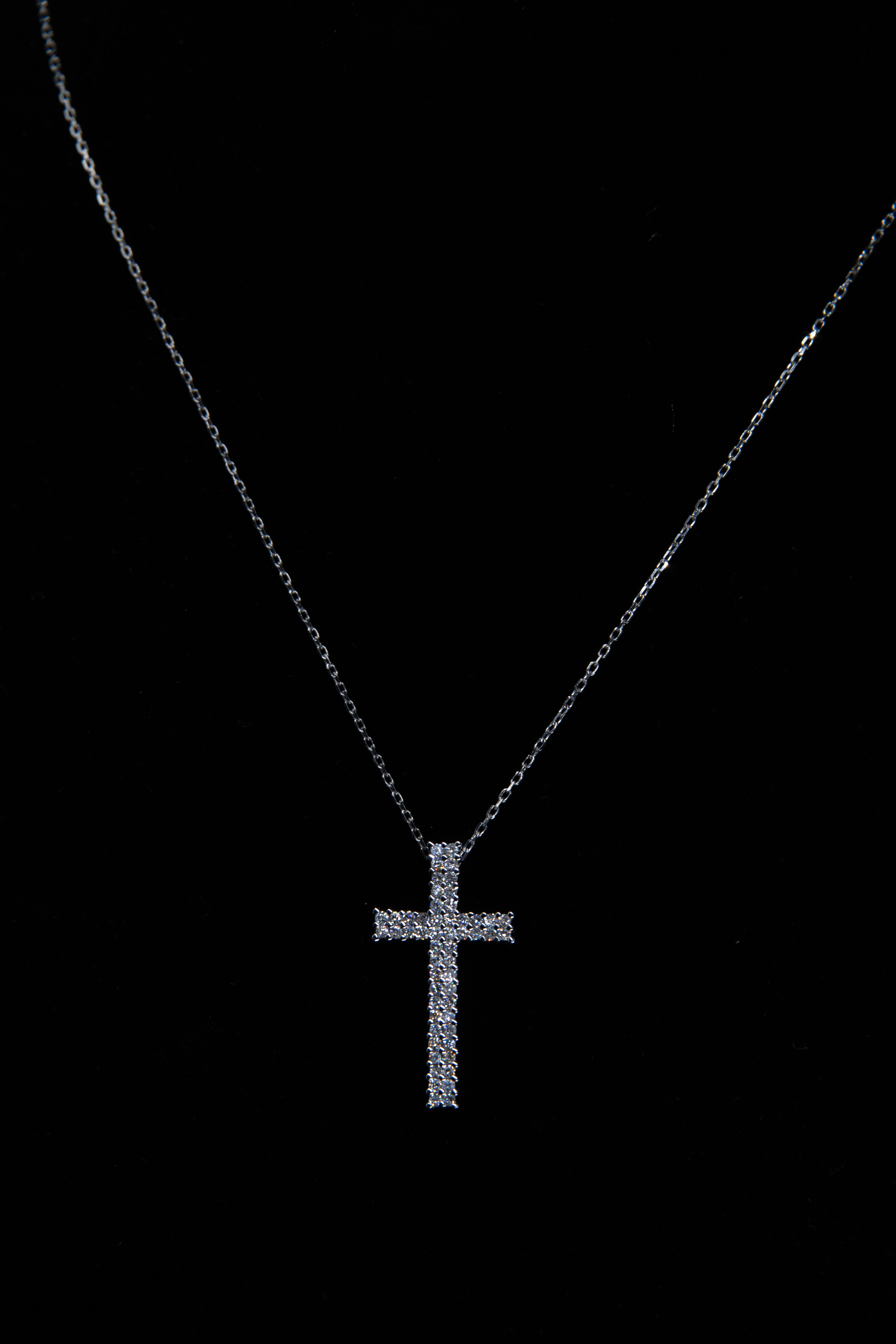 Oro Blanco con Diamantes