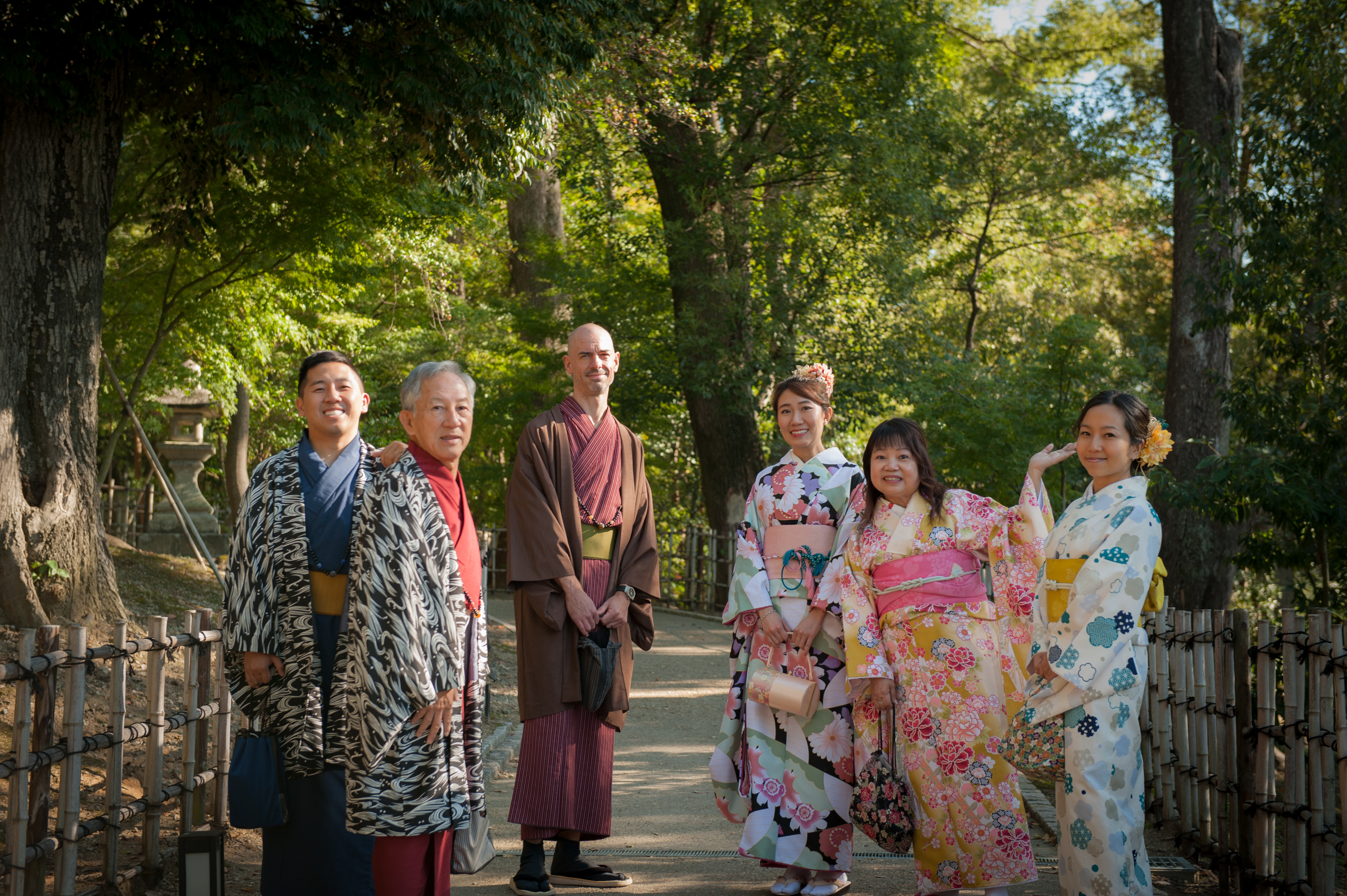 [Deluxe] Family / Group Photoshoot 6-10 members