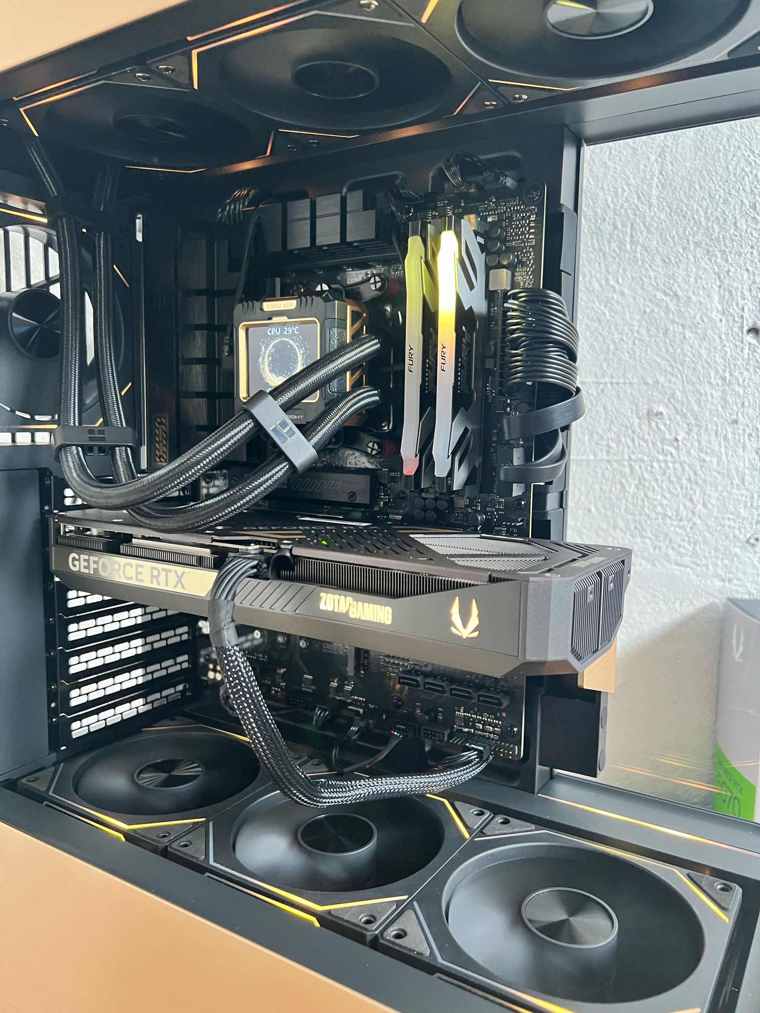 PC Gamer Haut de Gamme RTX 5070