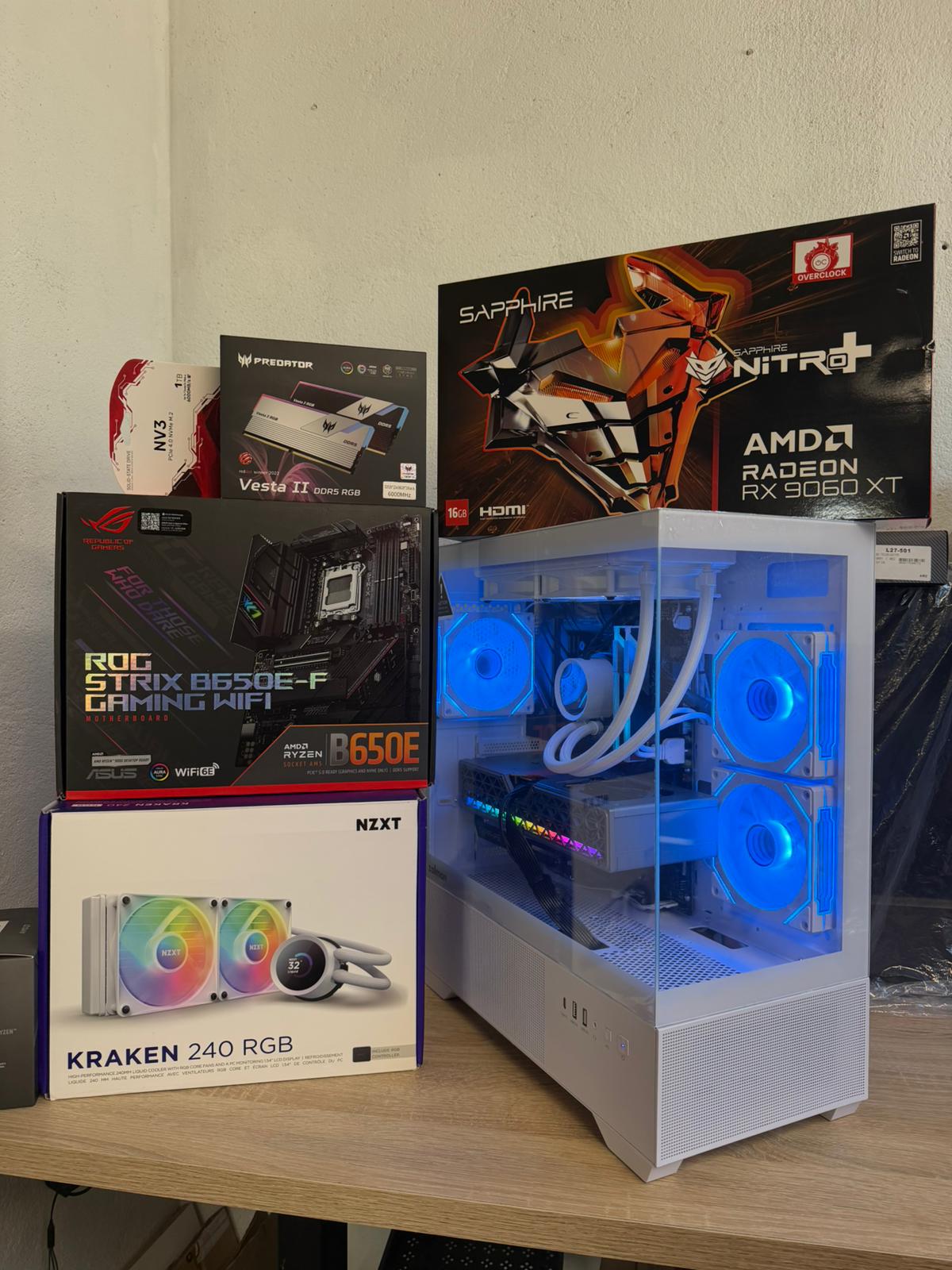PC GAMER ZALMAN RX 9060 XT 16GB + RYZEN 7 7700 