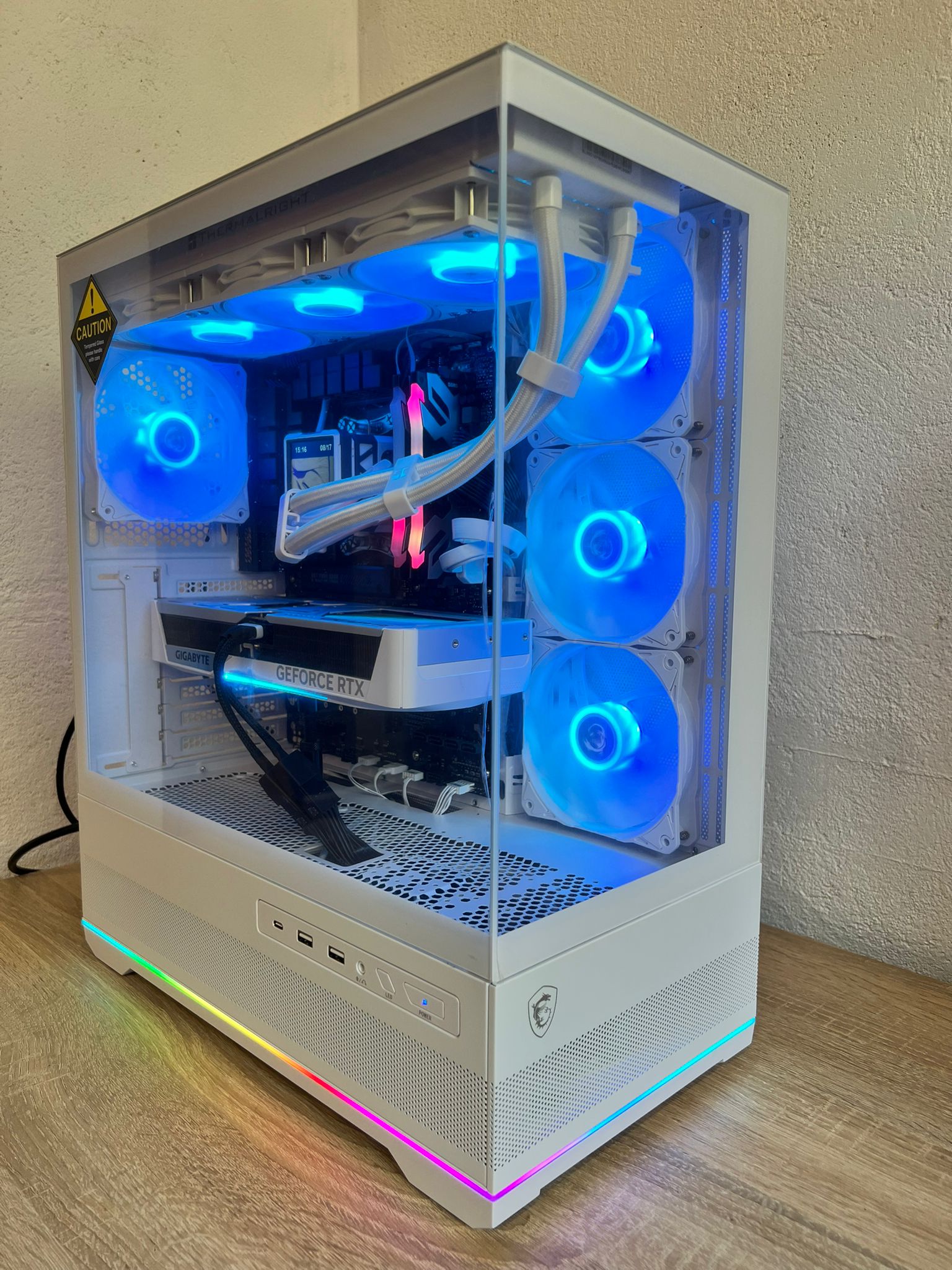 Pc Gamer Neuf RTX 5070 - Ryzen 7 9700X