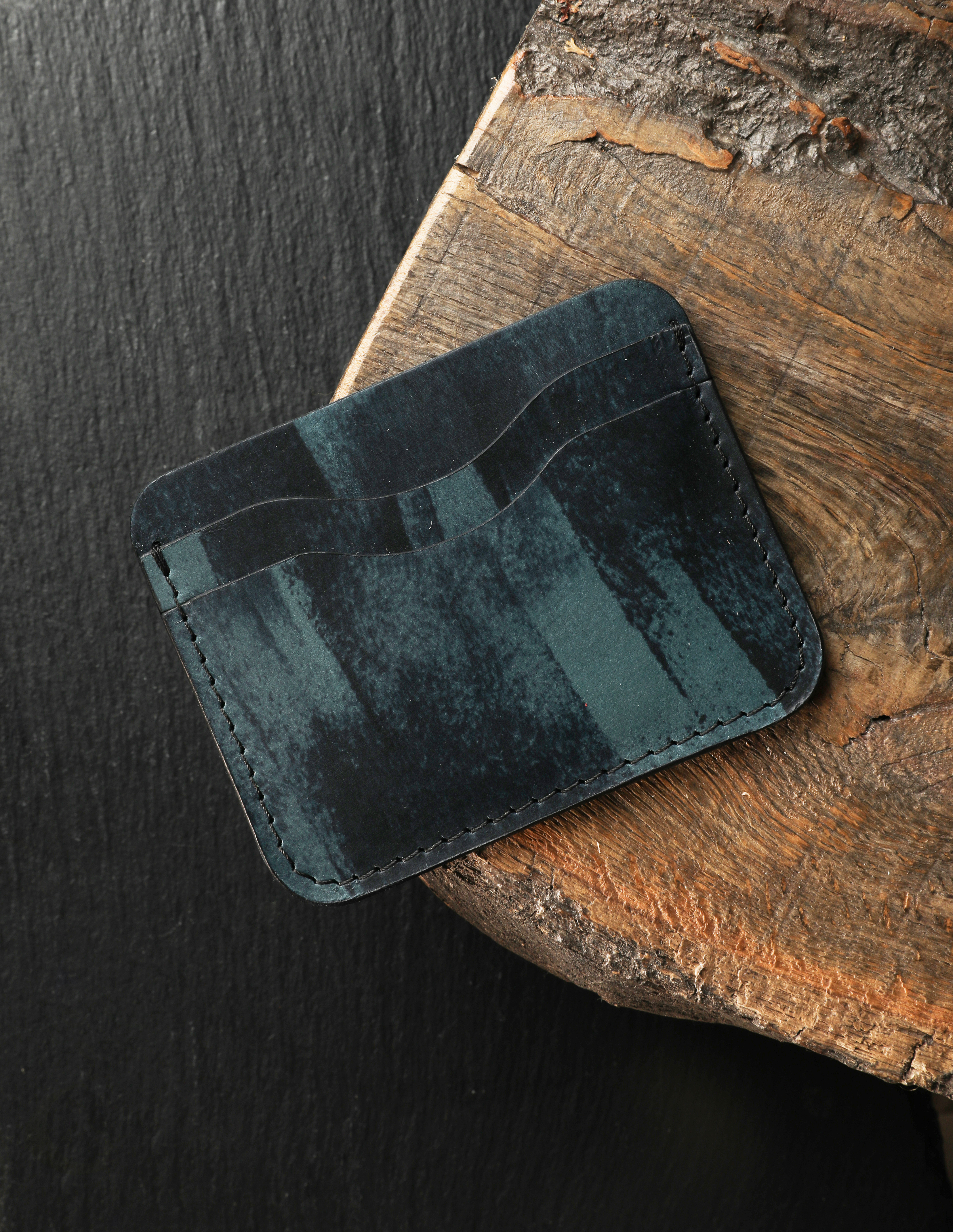 Leather card holder ,,Aeterna"