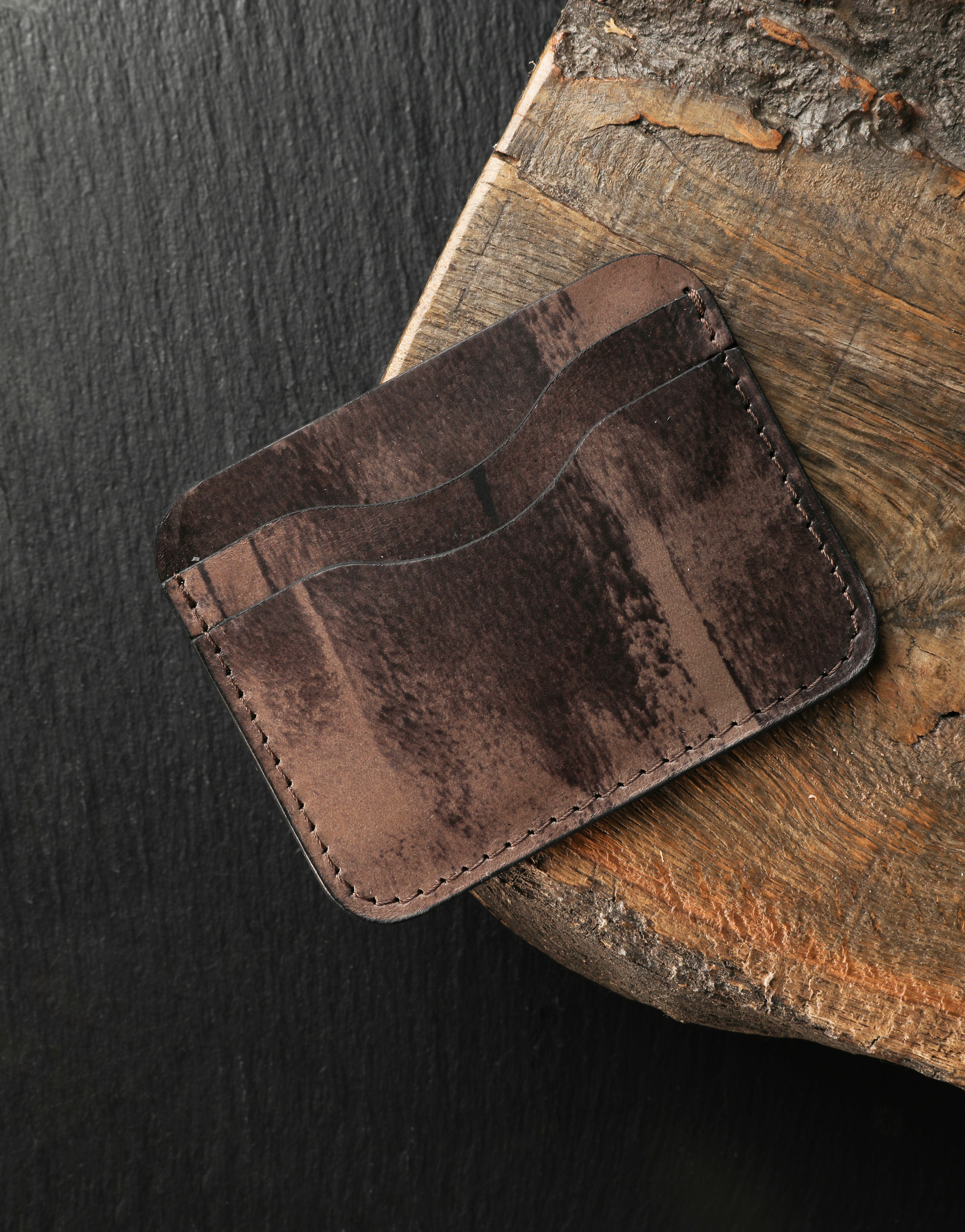 Leather card holder ,,Aeterna"