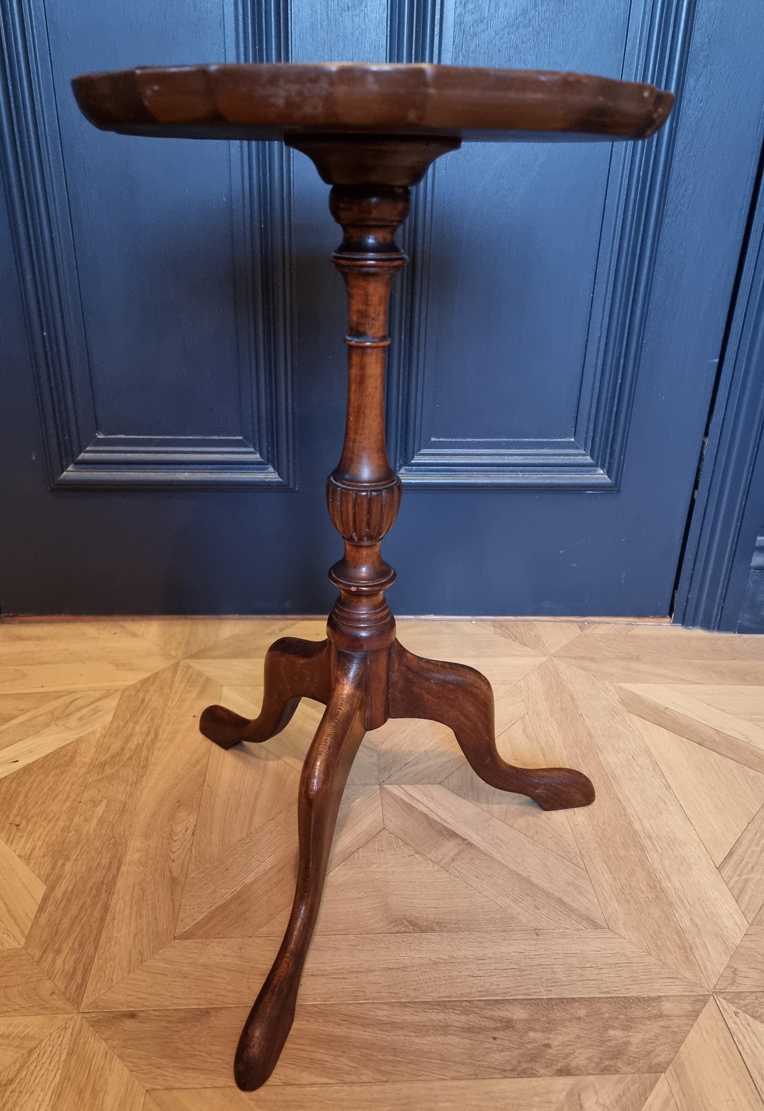 Exquisite Antique Burr Walnut Wine Table