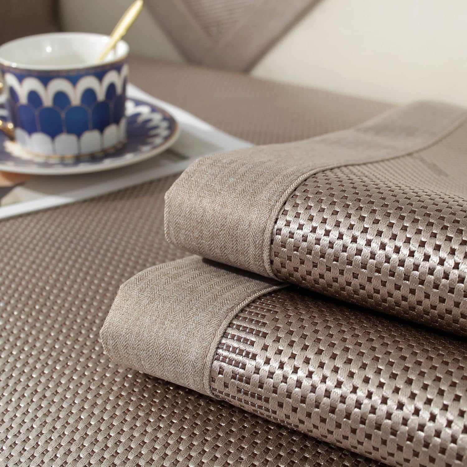Square Cooling Bedding Mat,Ice Silk Rattan Matting,Foldable Jacquard Mixed Ice Silk & Rattan Mat