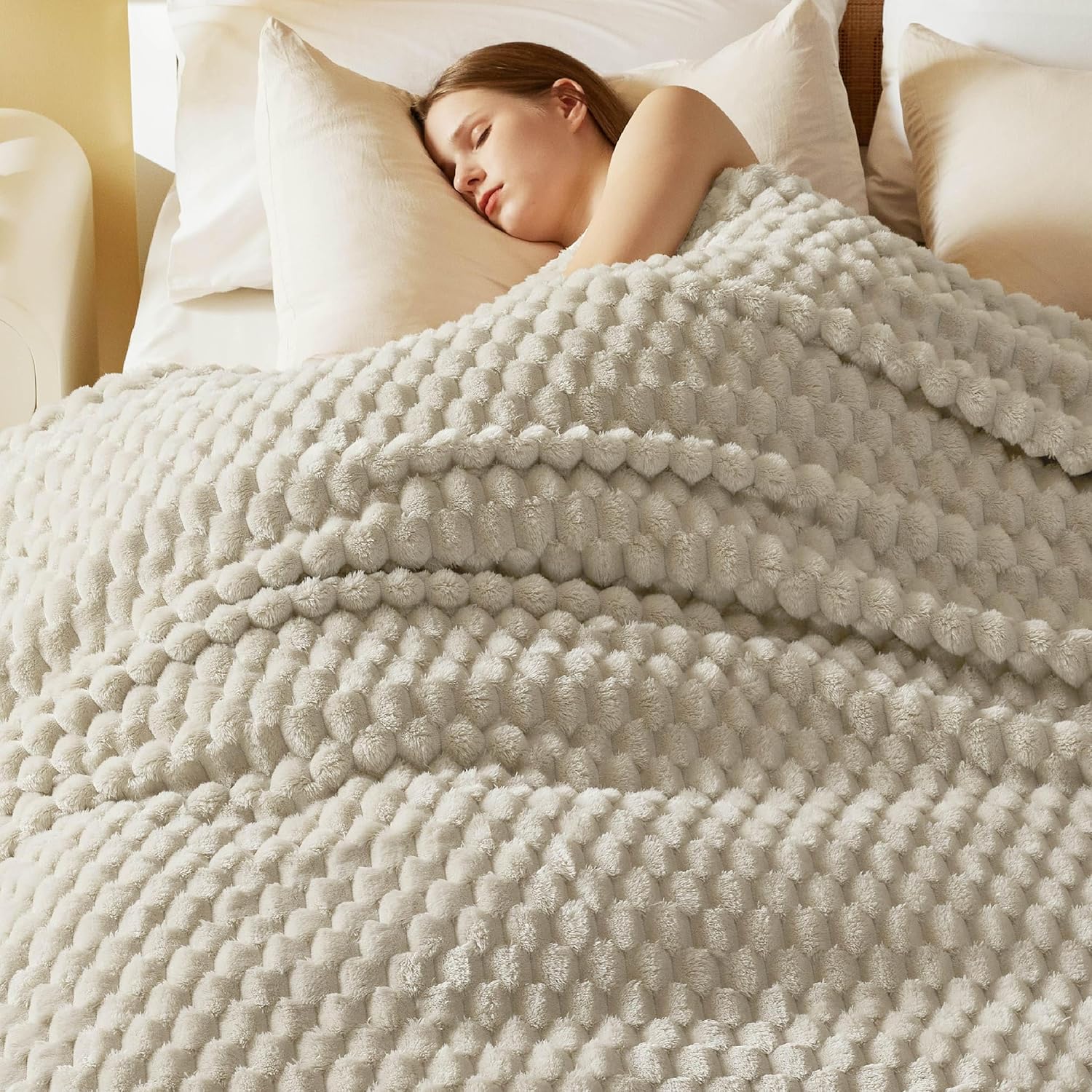 King Size Blanket for Bed - Super Soft, Cozy Blankets for Women, Cute Large Fleece Gifts for Girls, Light Brown, 108x90 Inches
