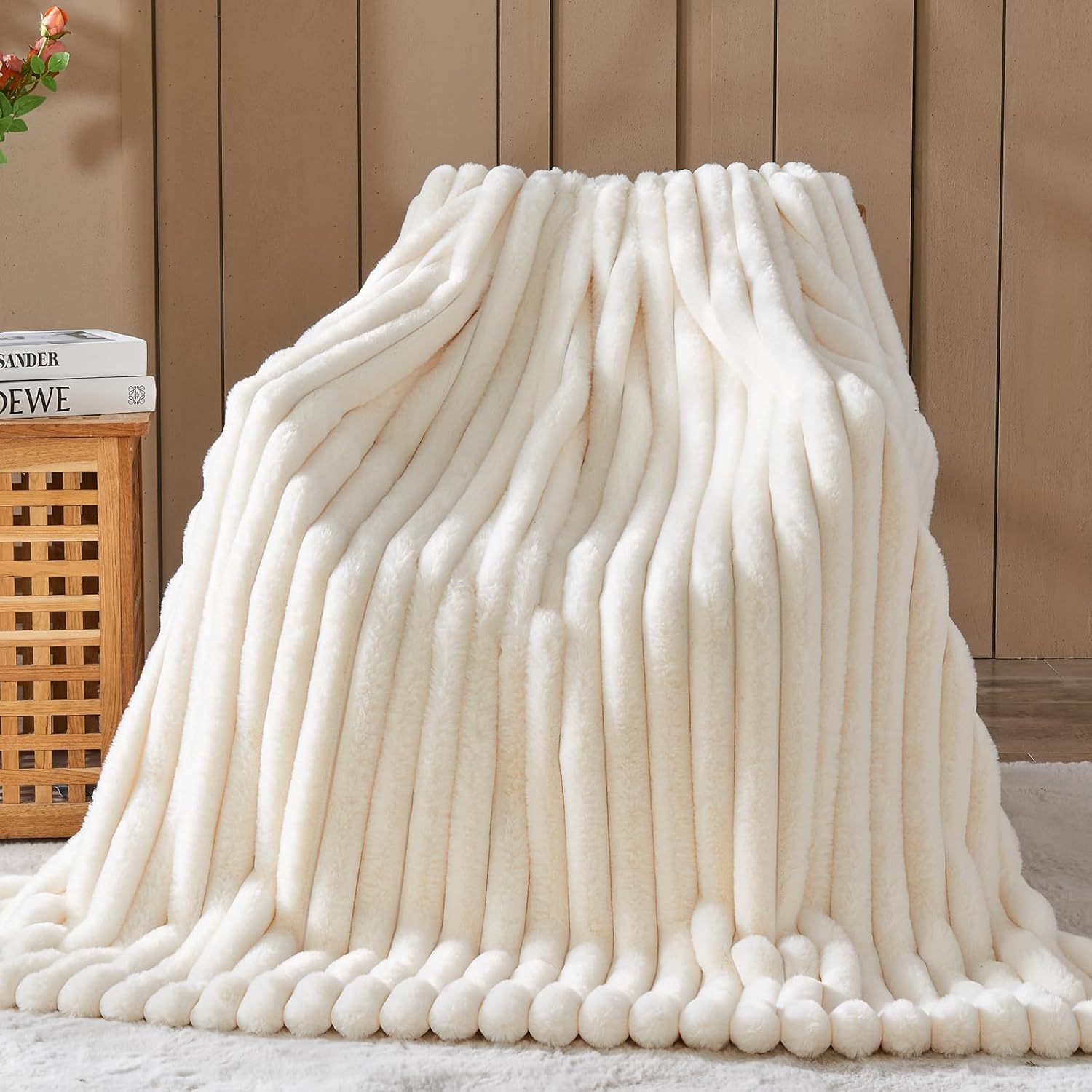 Faux Fur Throw Blanket Ivory 3D Ribbed Plush Thick Warm Blanket for Couch Sofa Bed 850GSM (Ivory Ribbed, Throw(50"x60"))