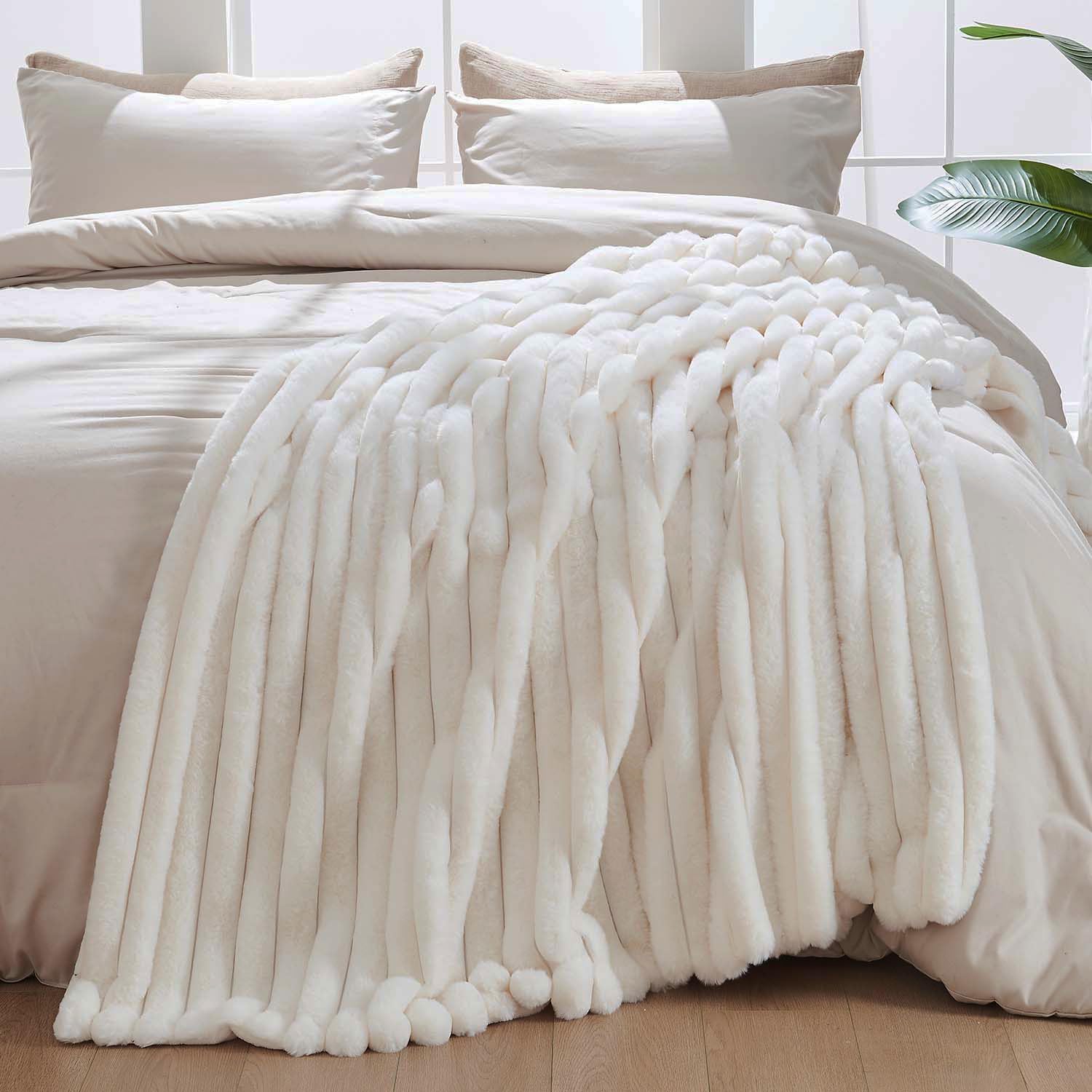 Blanket for Bed Queen Size, Cozy Soft Fluffy Fuzzy Cream White Blanket, Striped Warm Thick Furry Plush Shaggy Large Blankets for Women, 90x90 Inches