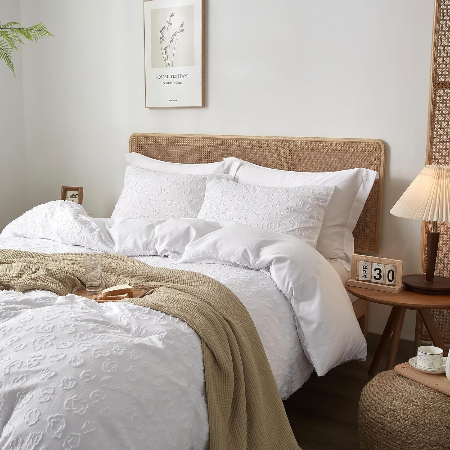 Tufted Duvet Cover Set King Size, Soft and Washed Microfiber Duvet Cover with Button Closure & 2 Pillowcases, Lightweight Leopard Print Textured (White,104"x90")