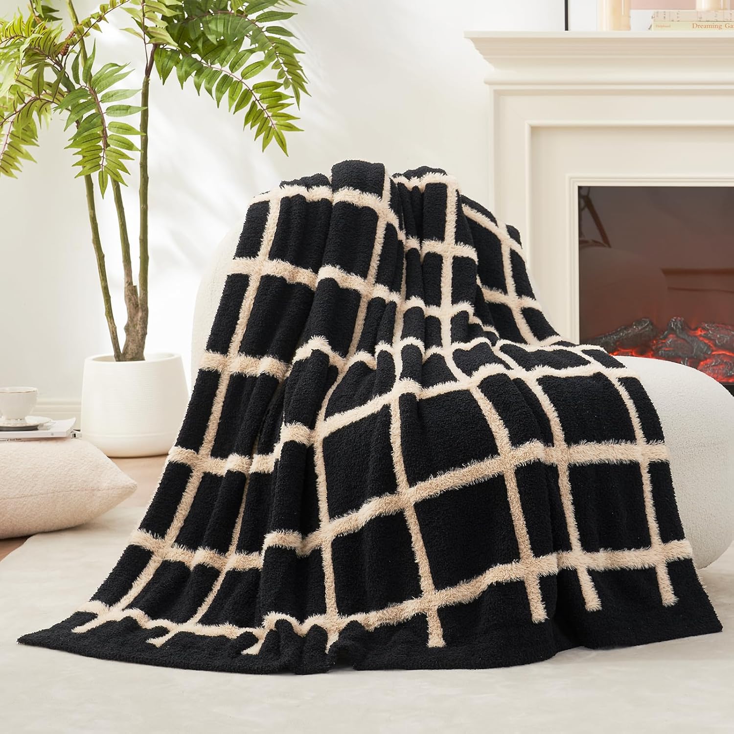 Checkered Throw Blanket for Couch, Reversible Super Soft Warm Blankets Cozy Black Throw Blanket Fuzzy Plush Throws for Sofa Bed Living Room, 50" x 60", Plaid Black