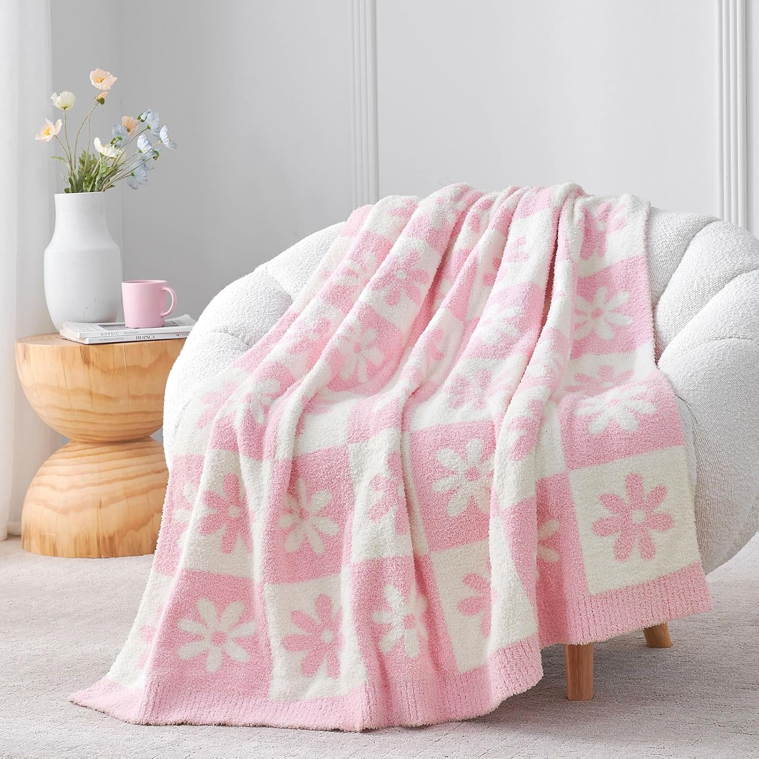Checkered Blanket, Pink Flower Throw Blanket for Couch Plaid Microfiber Fluffy Warm Cozy Fuzzy Soft Throw Blanket Reversible Checkerered Blankets for Sofa, Chair, Bed, 50x60 inches
