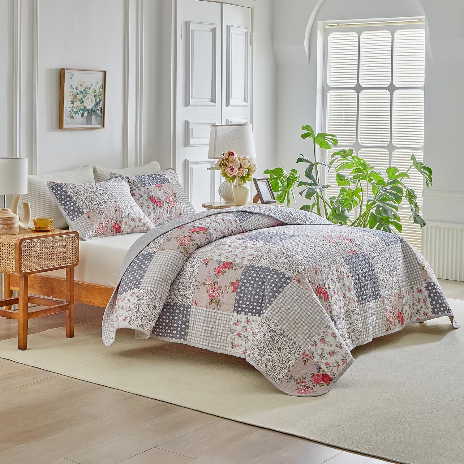 Floral Cotton Quilt Set, Neutral Flowers Grid Patchwork Design, 2 Pieces Twin Size Quilt Bedding Set, Farmhouse Countryside Bedspread Bed Cover for All Season- 68x88 inches
