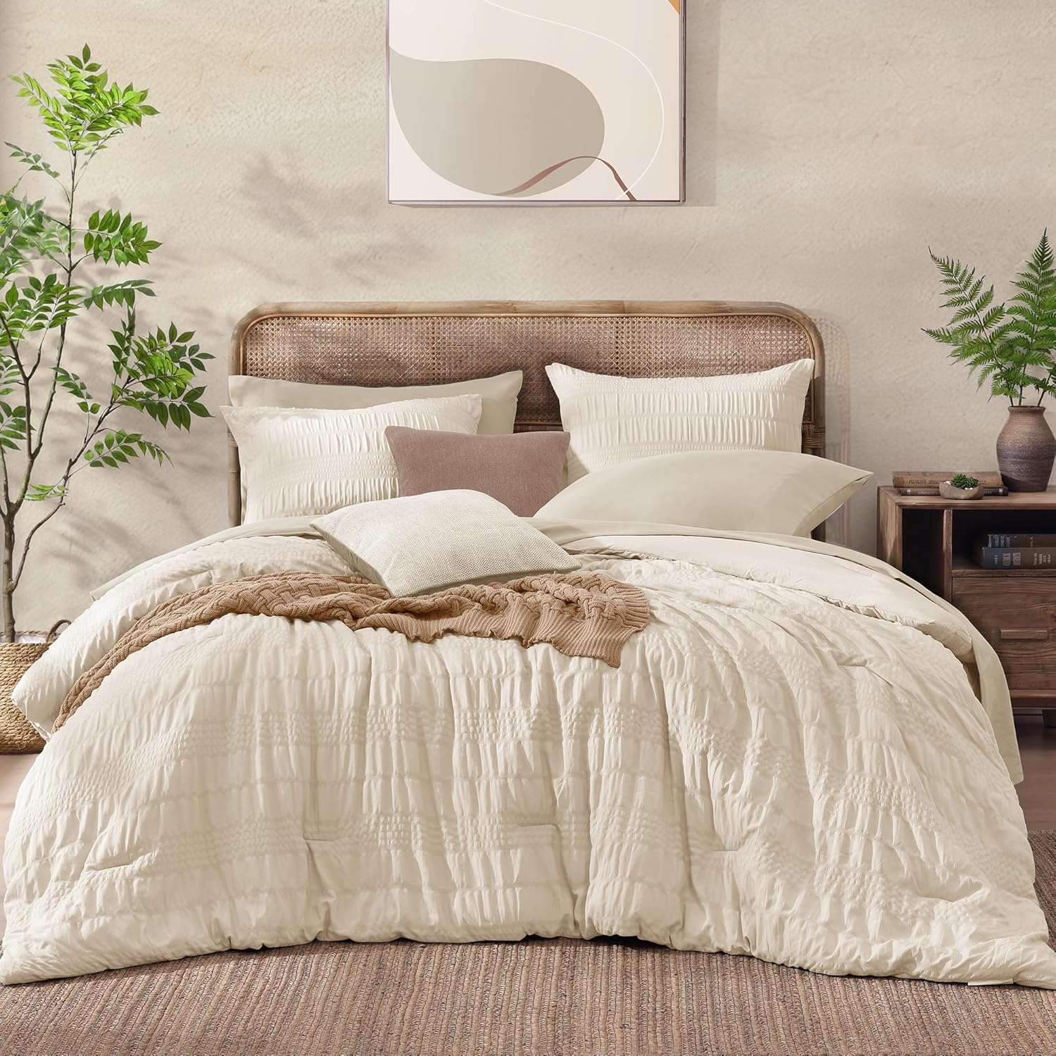 Queen Comforter Set, 7 Pieces Beige Seersucker Bed in a Bag Queen Size Soft All Seasons, Bedding Sets with Comforter, Flat Sheet, Fitted Sheet, 2 Pillow Shams, 2 Pillowcases