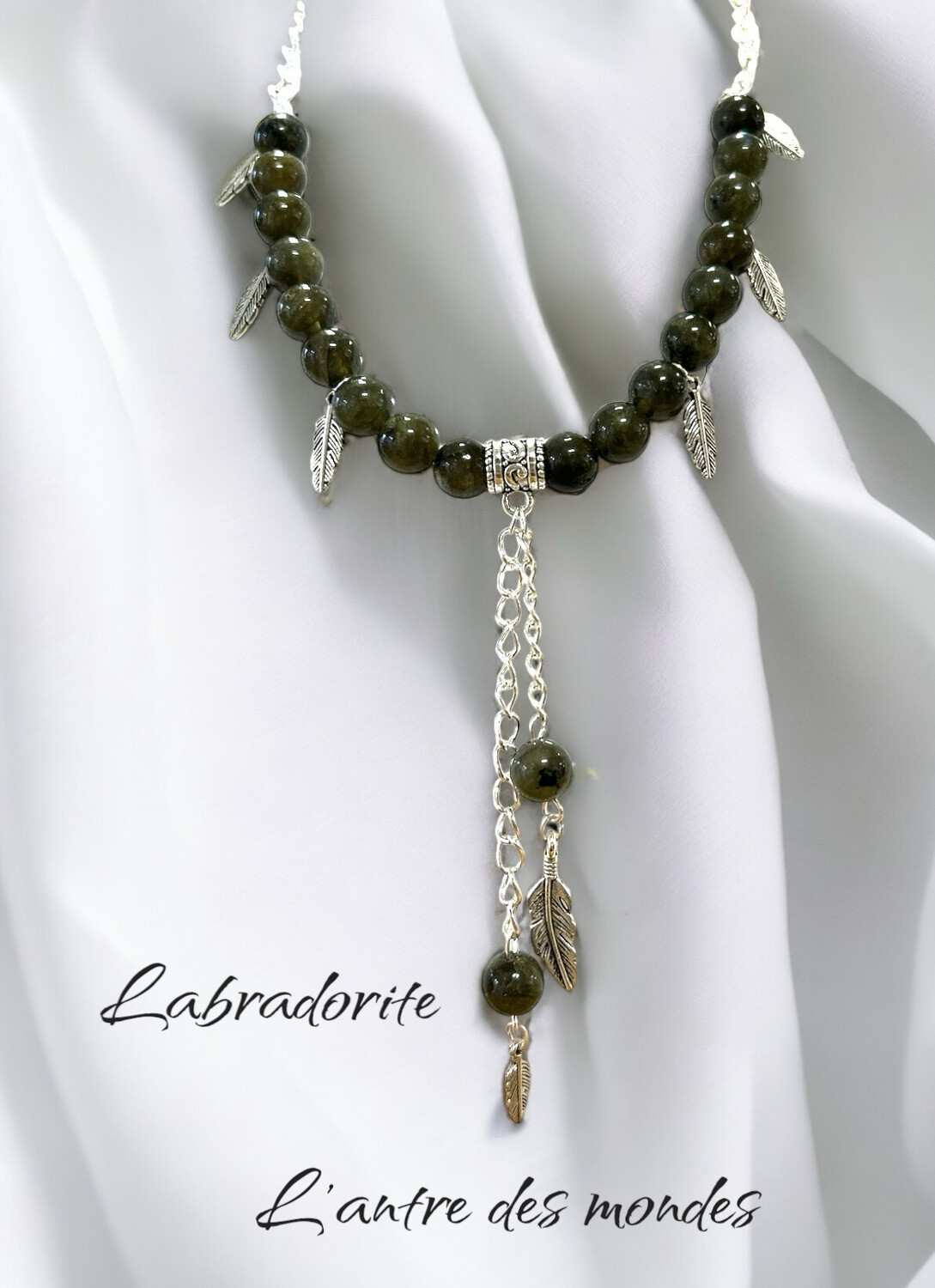 Collier labradorite et plumes
