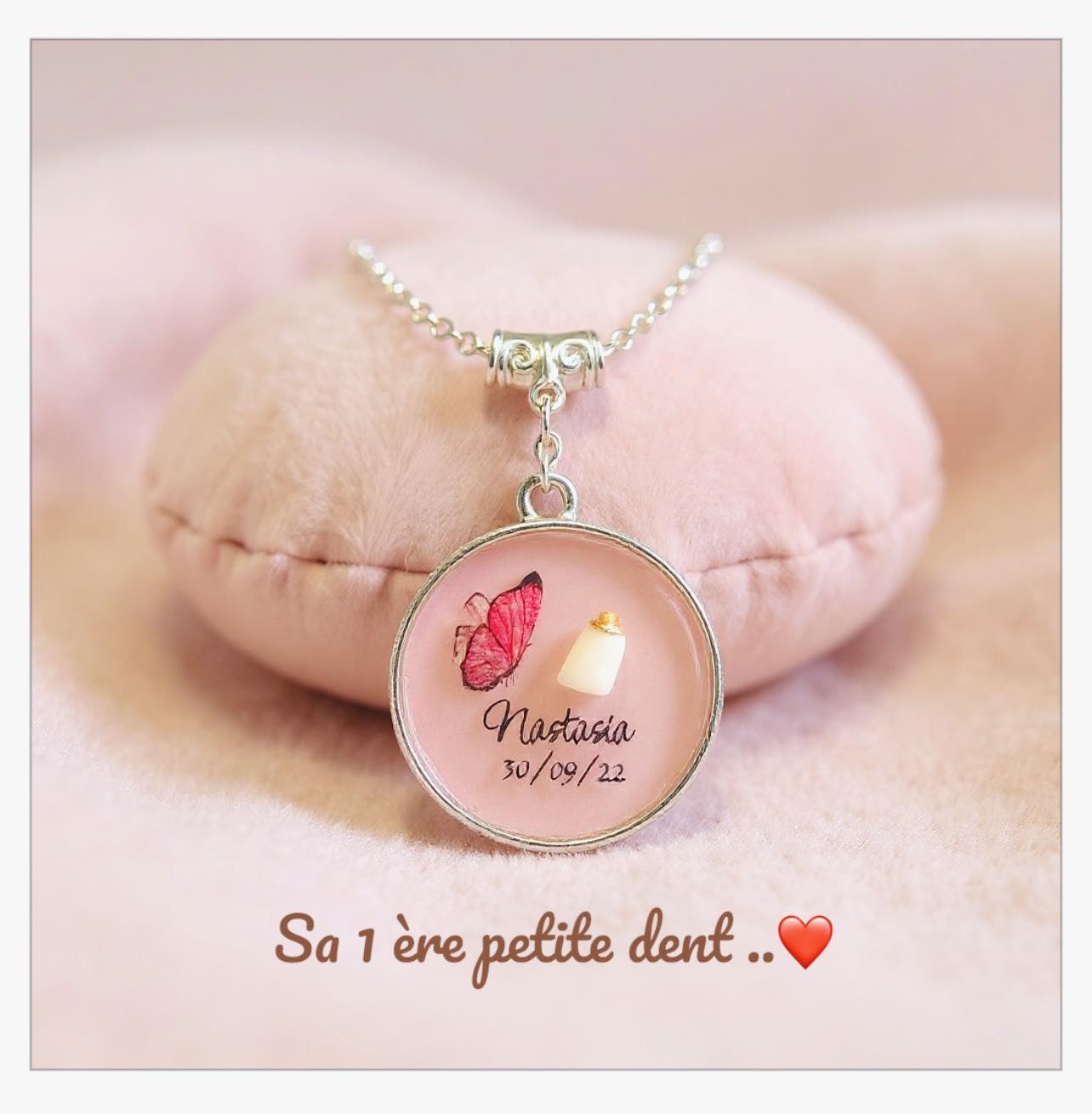Pendentif souvenir dent de lait