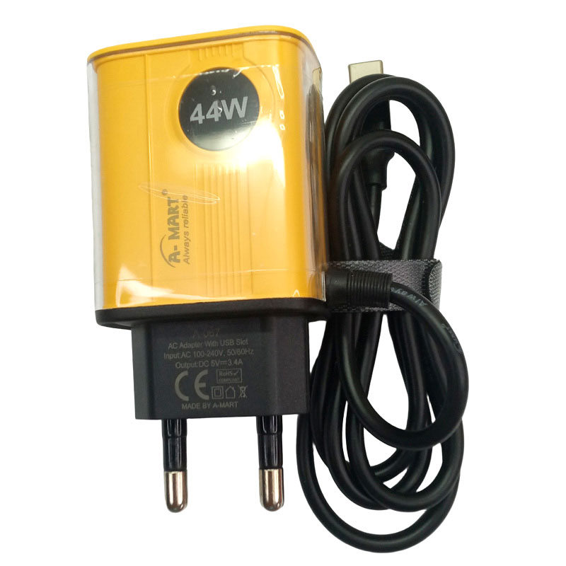 AMC AM42 Type-C Charger