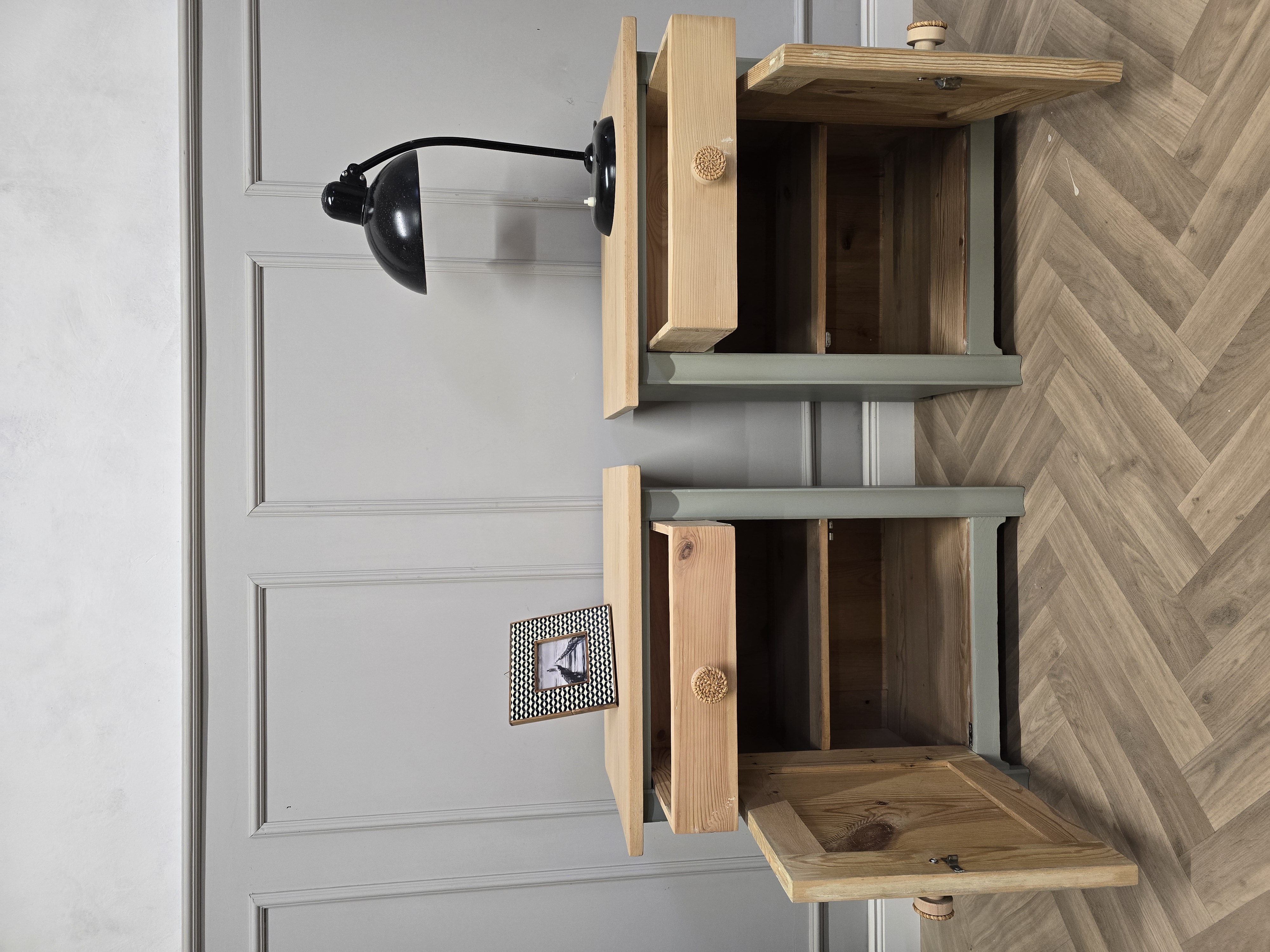 Nachtkommoden-Set aus Holz