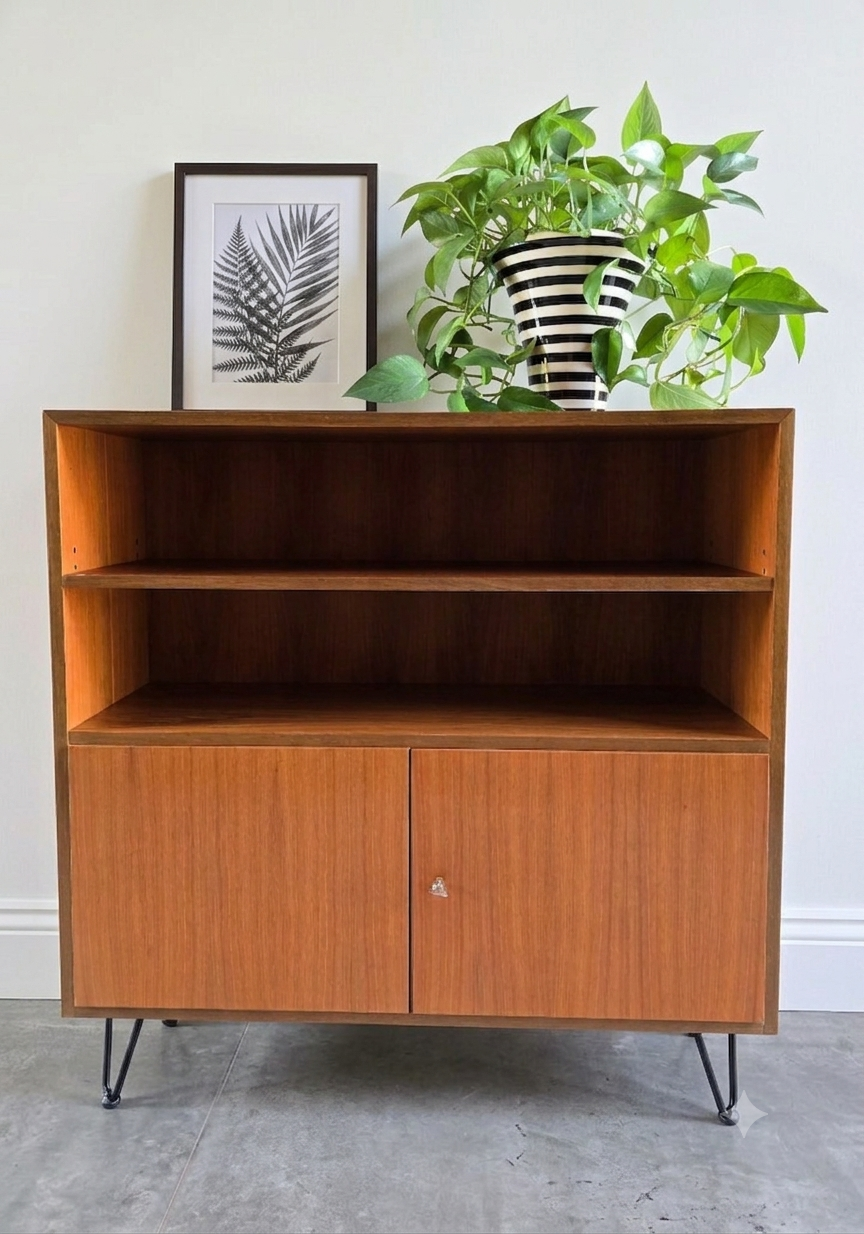 Mid-Century Kommode