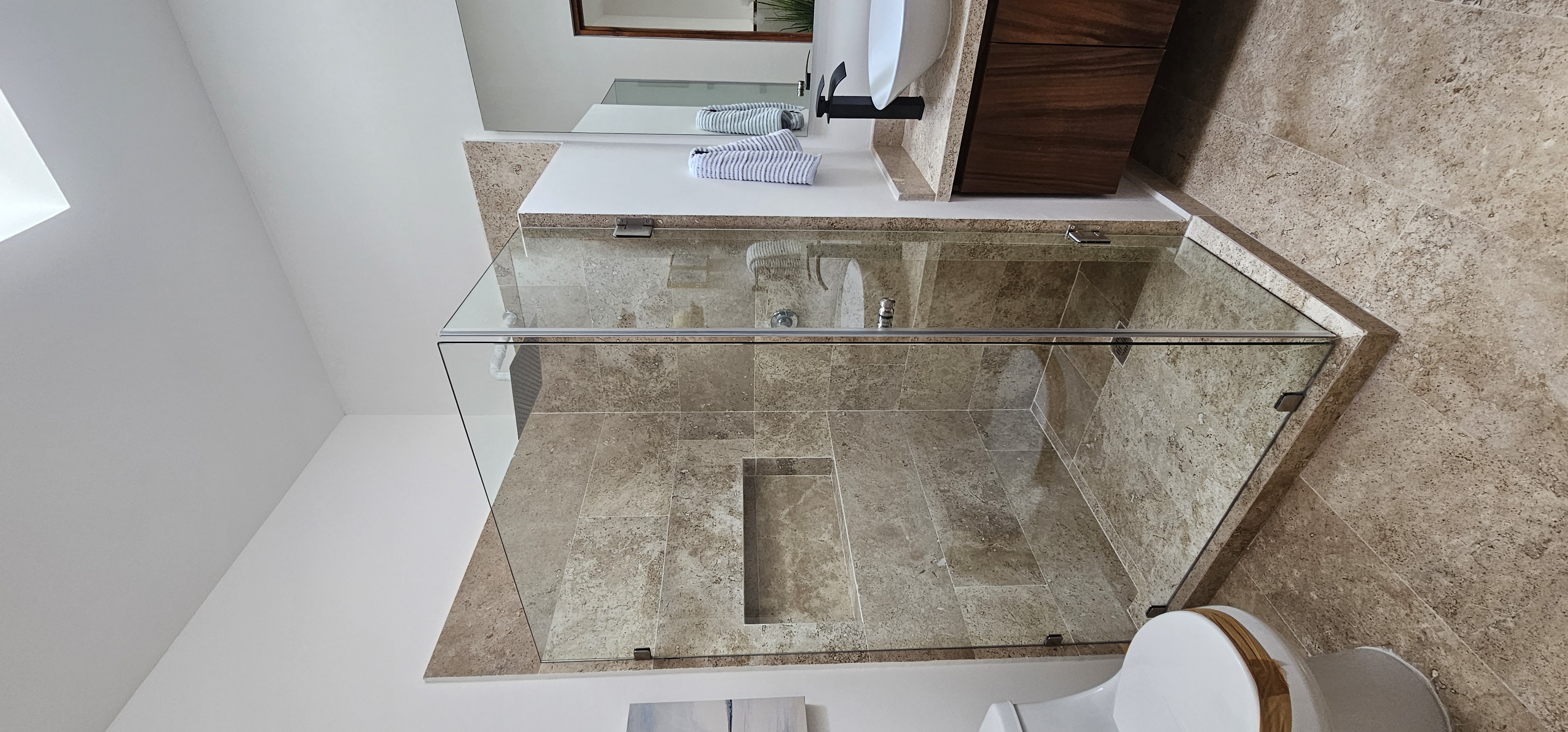 Casas en venta en Cancún zona sur con alberca y acabados premium
