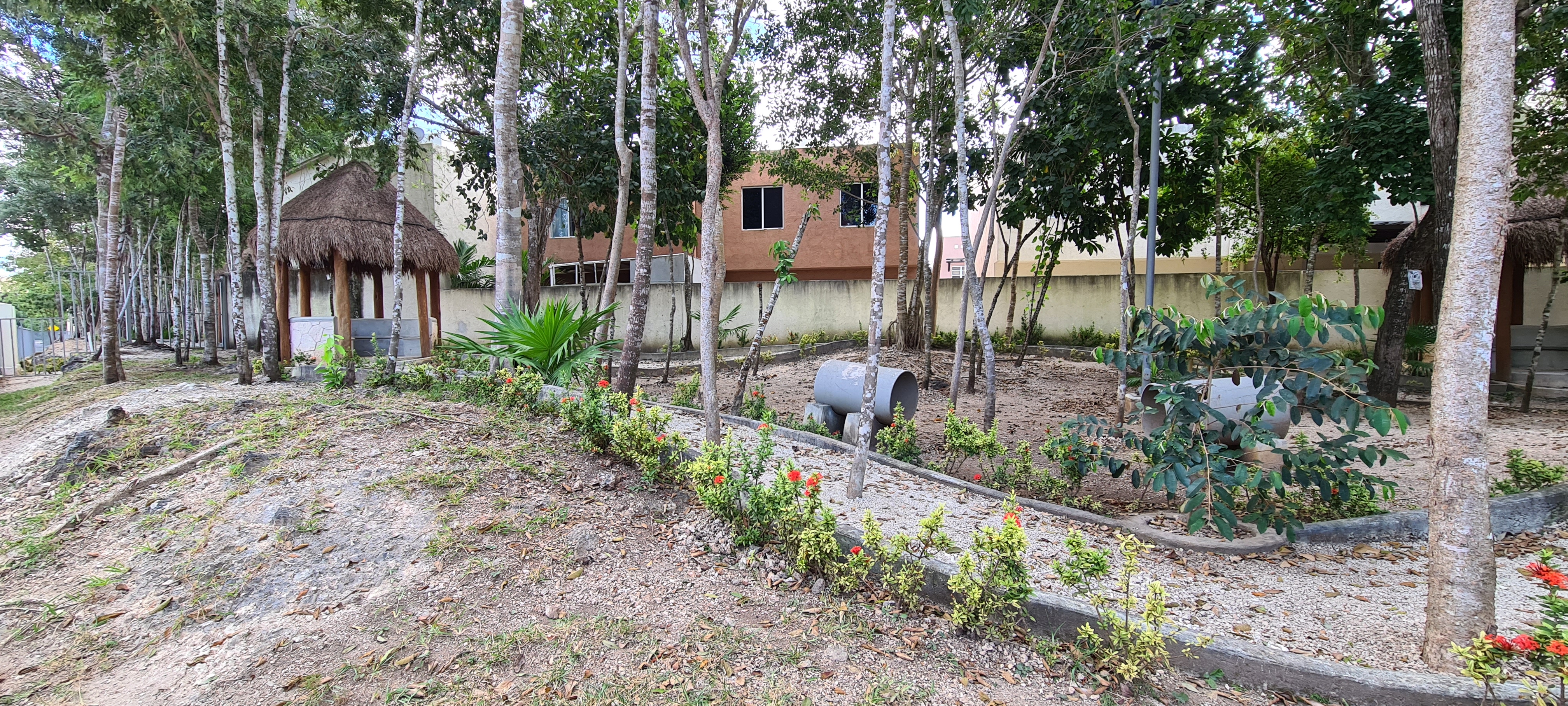 Amplio departamento al sur de Cancun, amenidades y ubicación