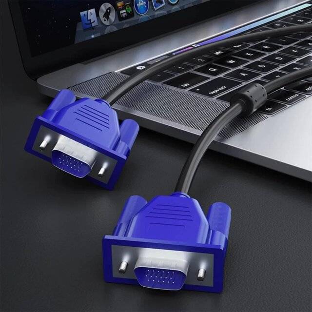 DM CHB032 VGA 1.5m Cable