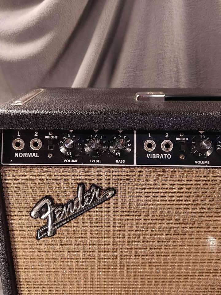 1963 Fender Vibroverb Amp