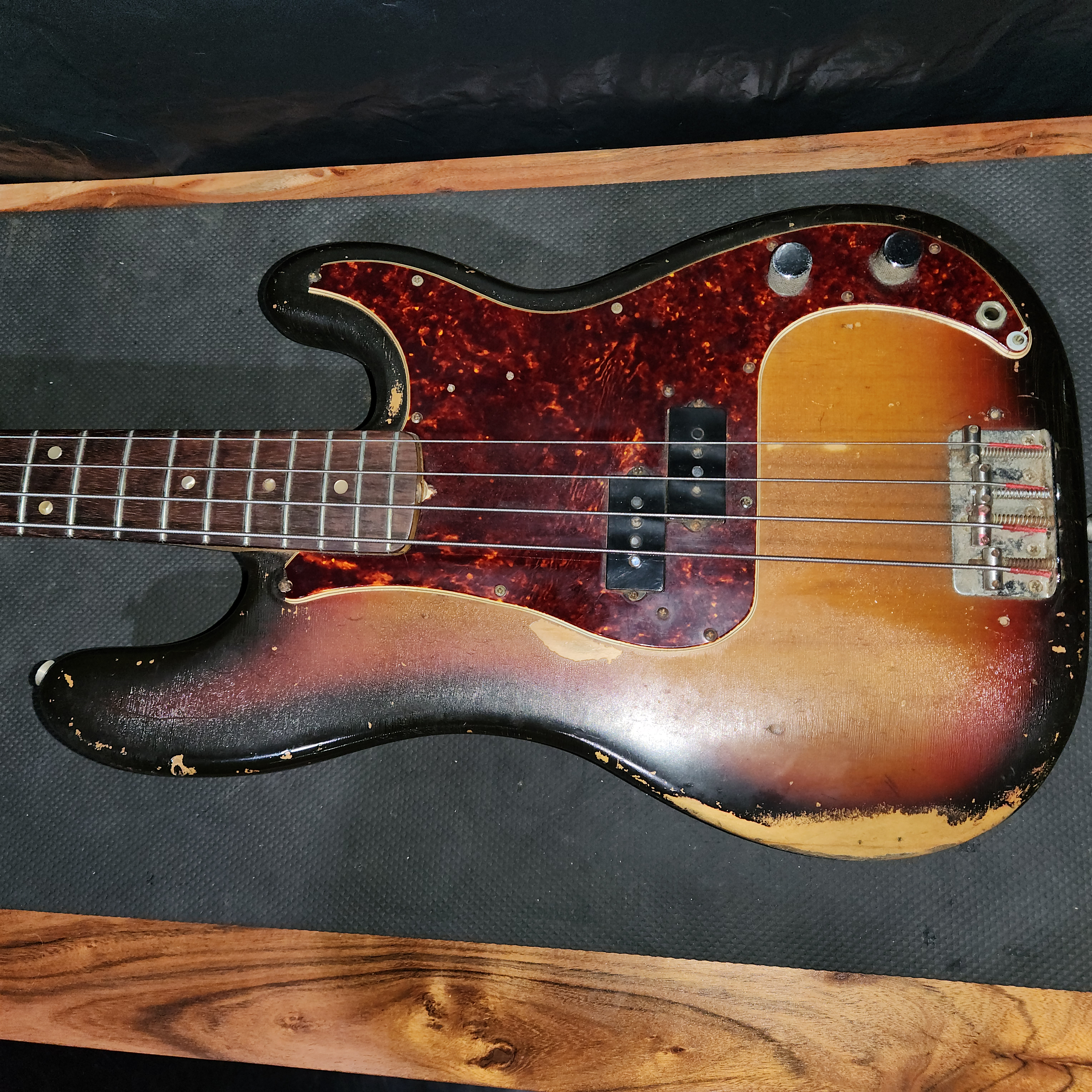 1969 Sunburst Fender Precision Bass