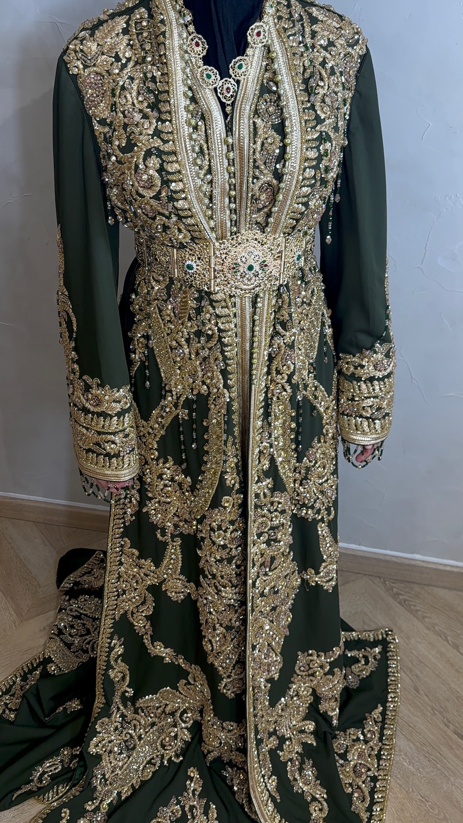 Takshita verte henna