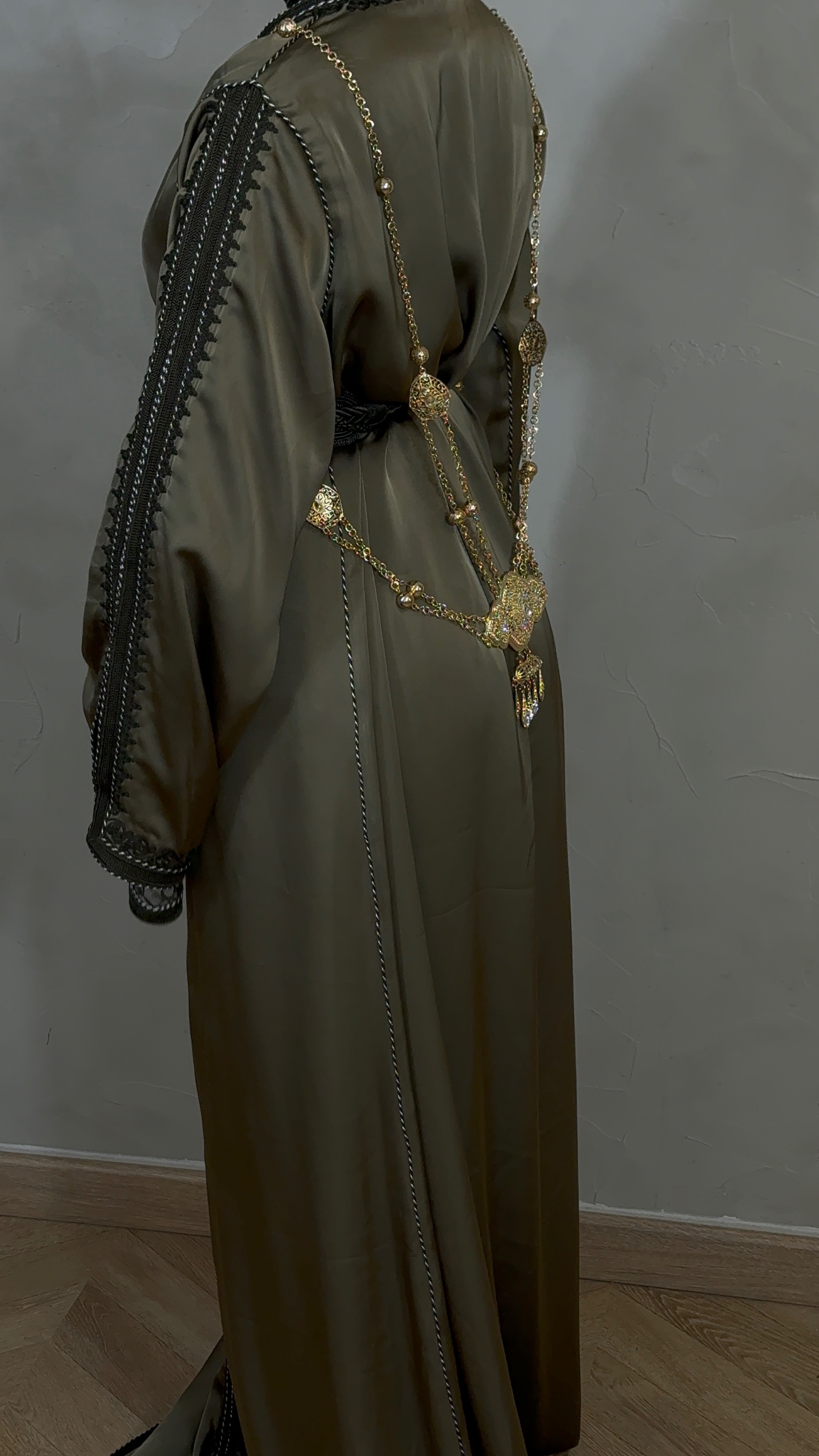 Caftan kaki dentelle