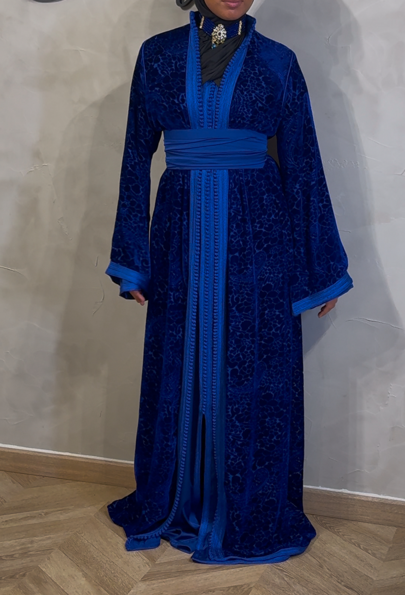 Caftan bleu roi 
