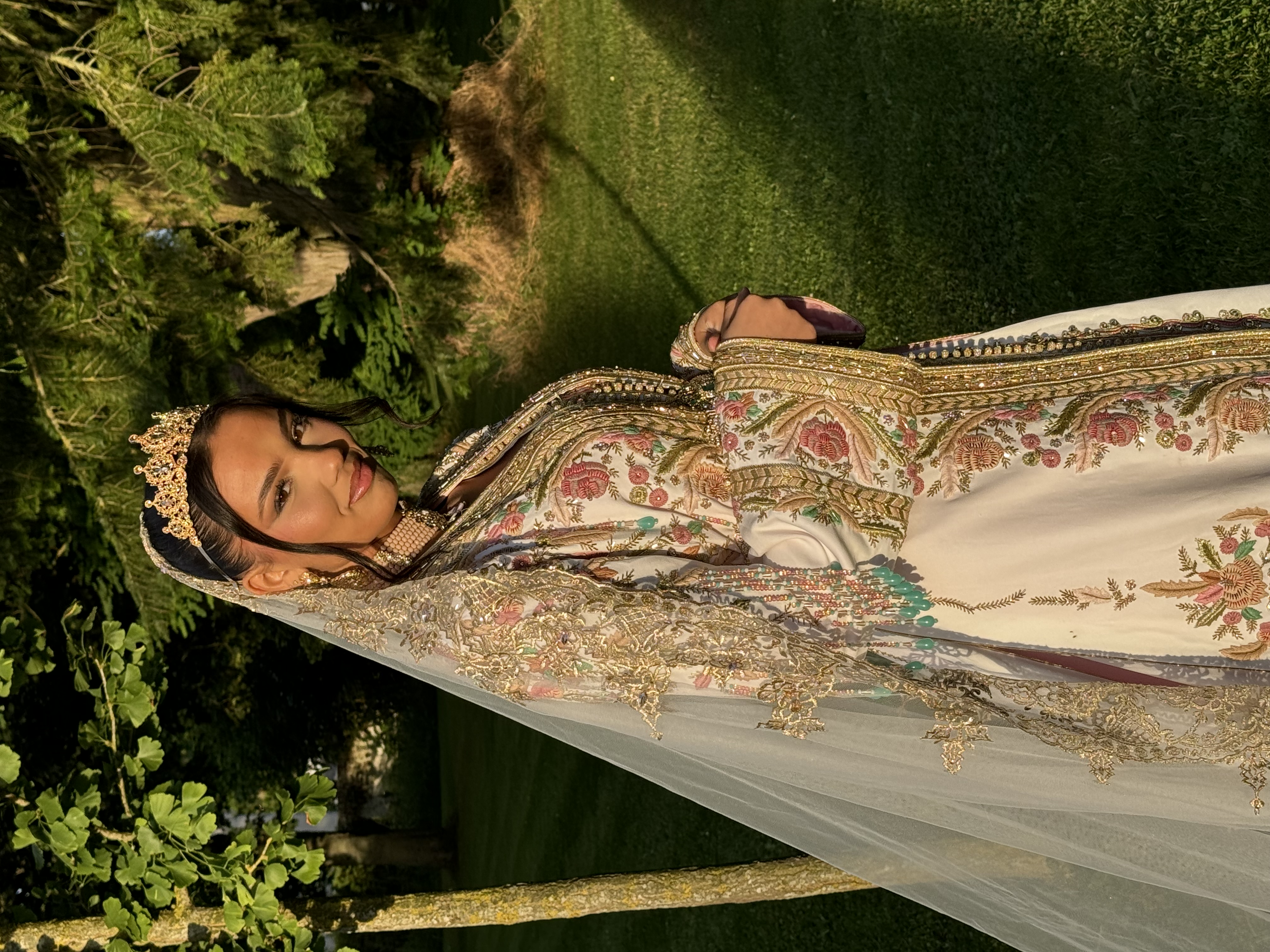 TAKSHITA FLORAL