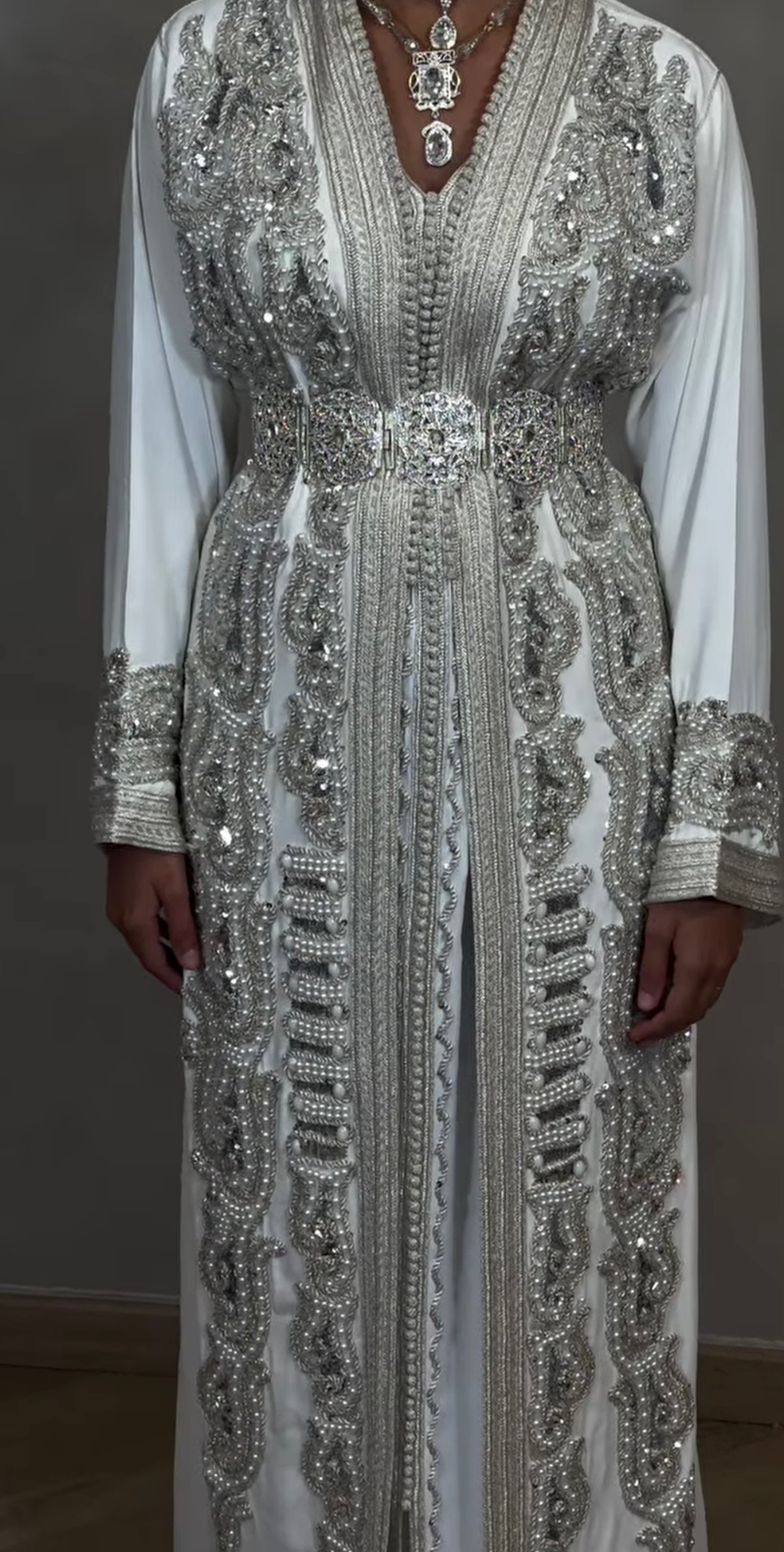 Caftan crystal