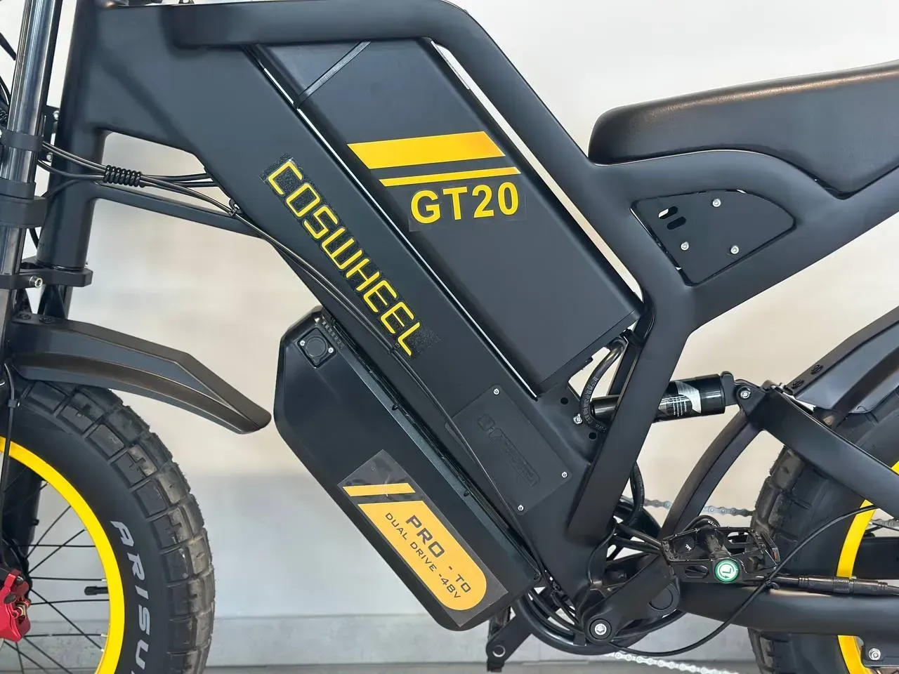 Фетбайк COSWHEEL GT20 PRO EBIKE 1000W+1000W-48V-25Ah+15Ah