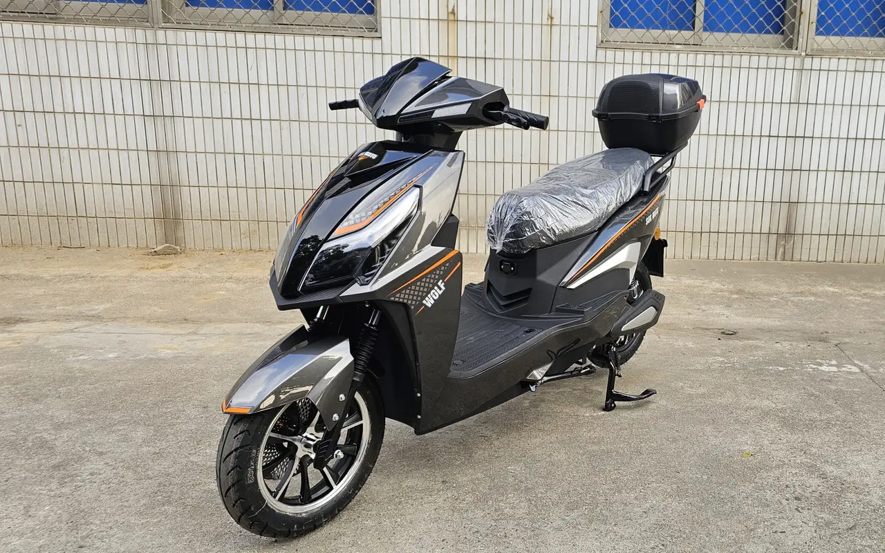 Електроскутер Wolf 9 SOK 2999W-72Вт-28Ah