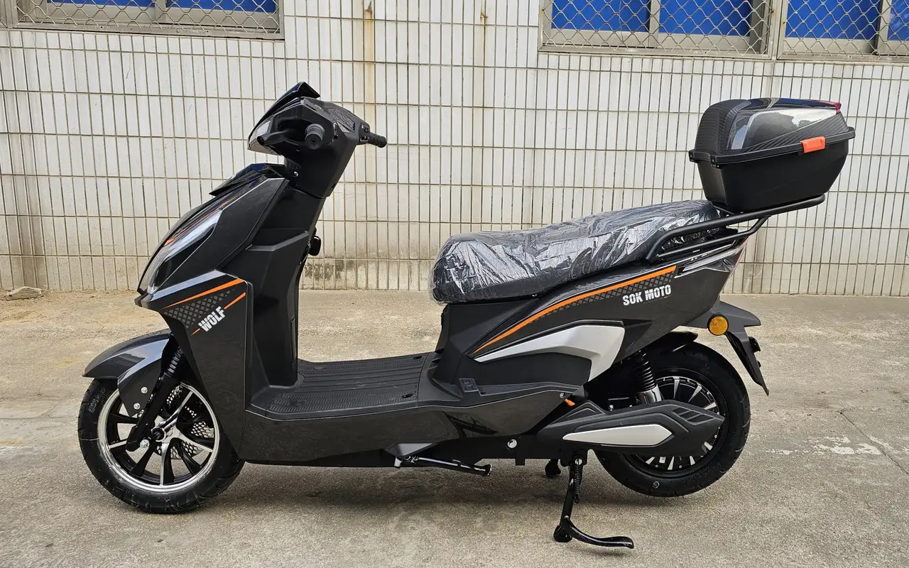 Електроскутер Wolf 9 SOK 2999W-72Вт-28Ah