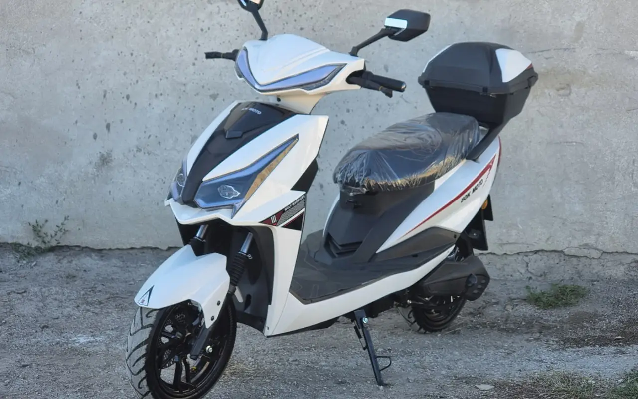 Електроскутер Wolf 9 SOK 2999W-72Вт-45Ah Lithium 