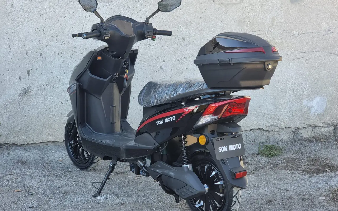 Електроскутер Wolf 9 SOK 2999W-72Вт-45Ah Lithium 