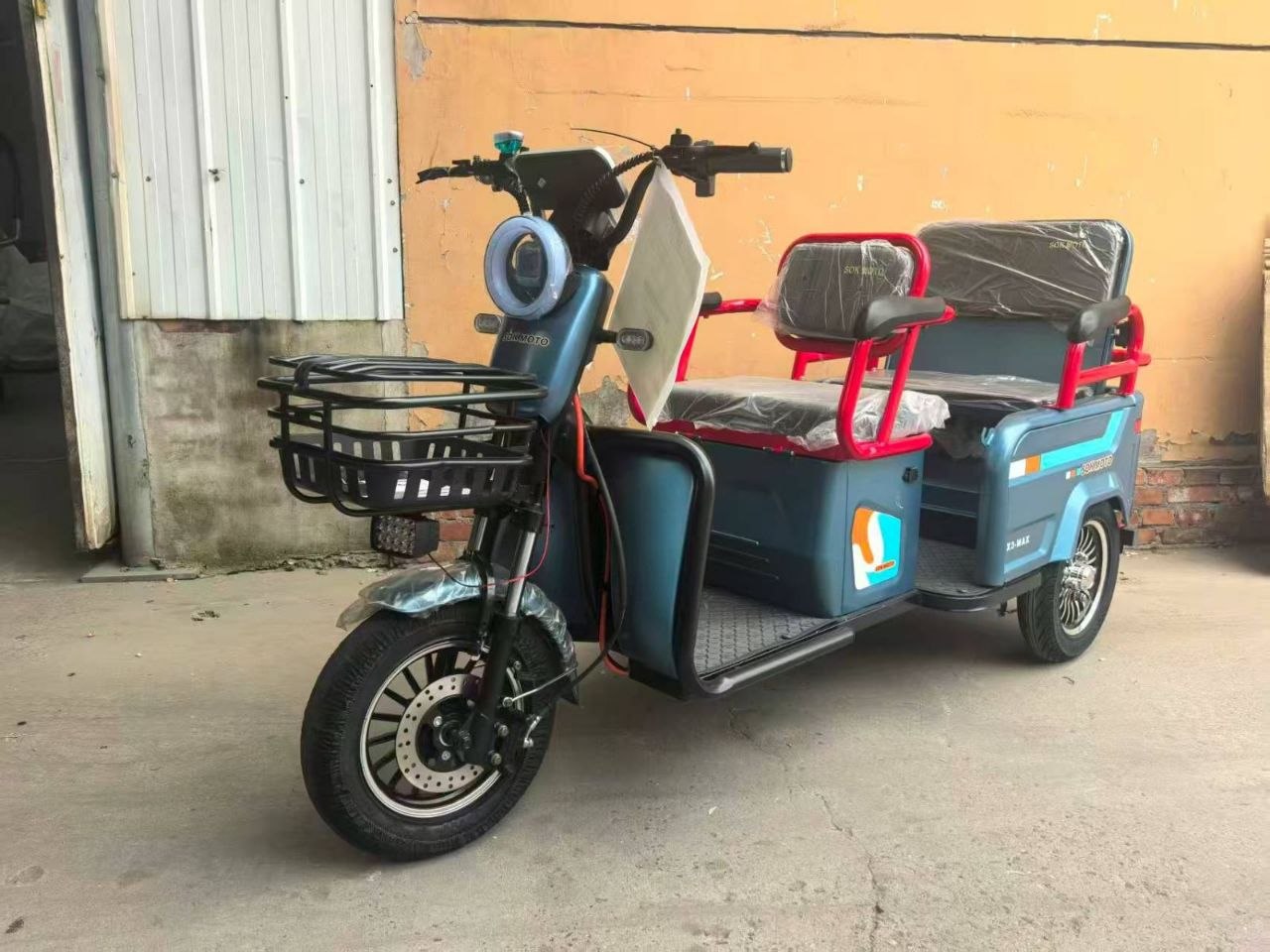 Електро-Трицикл SOKMOTO X3 МАХ 2000W 60V38A