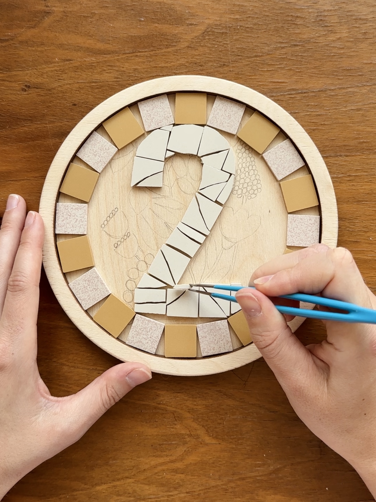 Mozaikowa Cyfra na Drzwi - Okrągła z ramką - Zestaw DIY