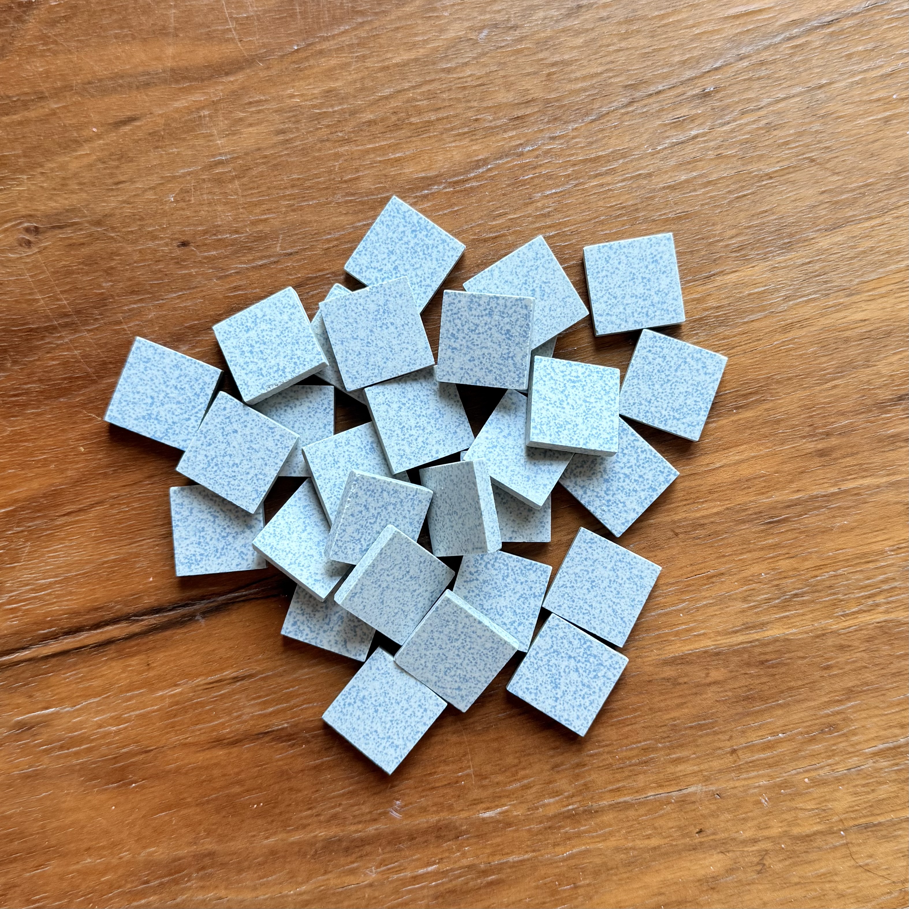 Kafelki do mozaiki - w niebieskie kropki