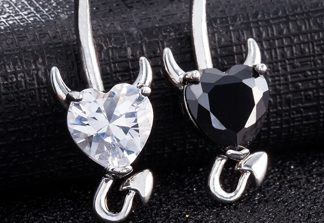 Piercing Nombril Aile & Cœur en Zircon  Élégance & Brillance