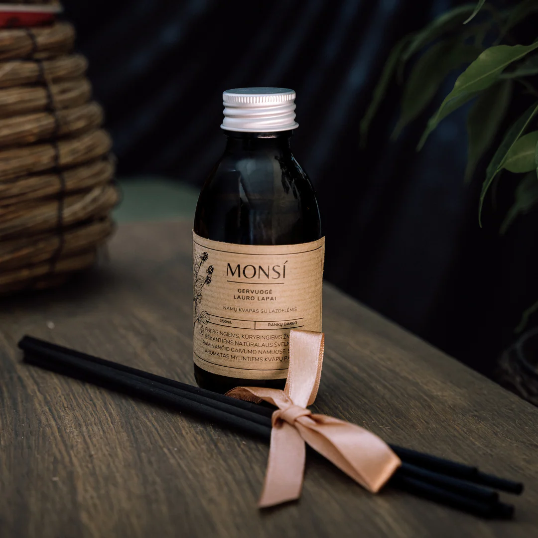 Namų kvapas - Gervuogė ir lauro lapas (150ml)