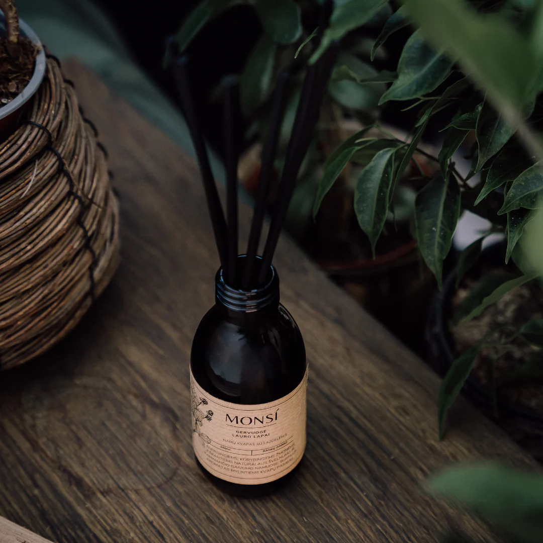 Namų kvapas - Gervuogė ir lauro lapas (150ml)