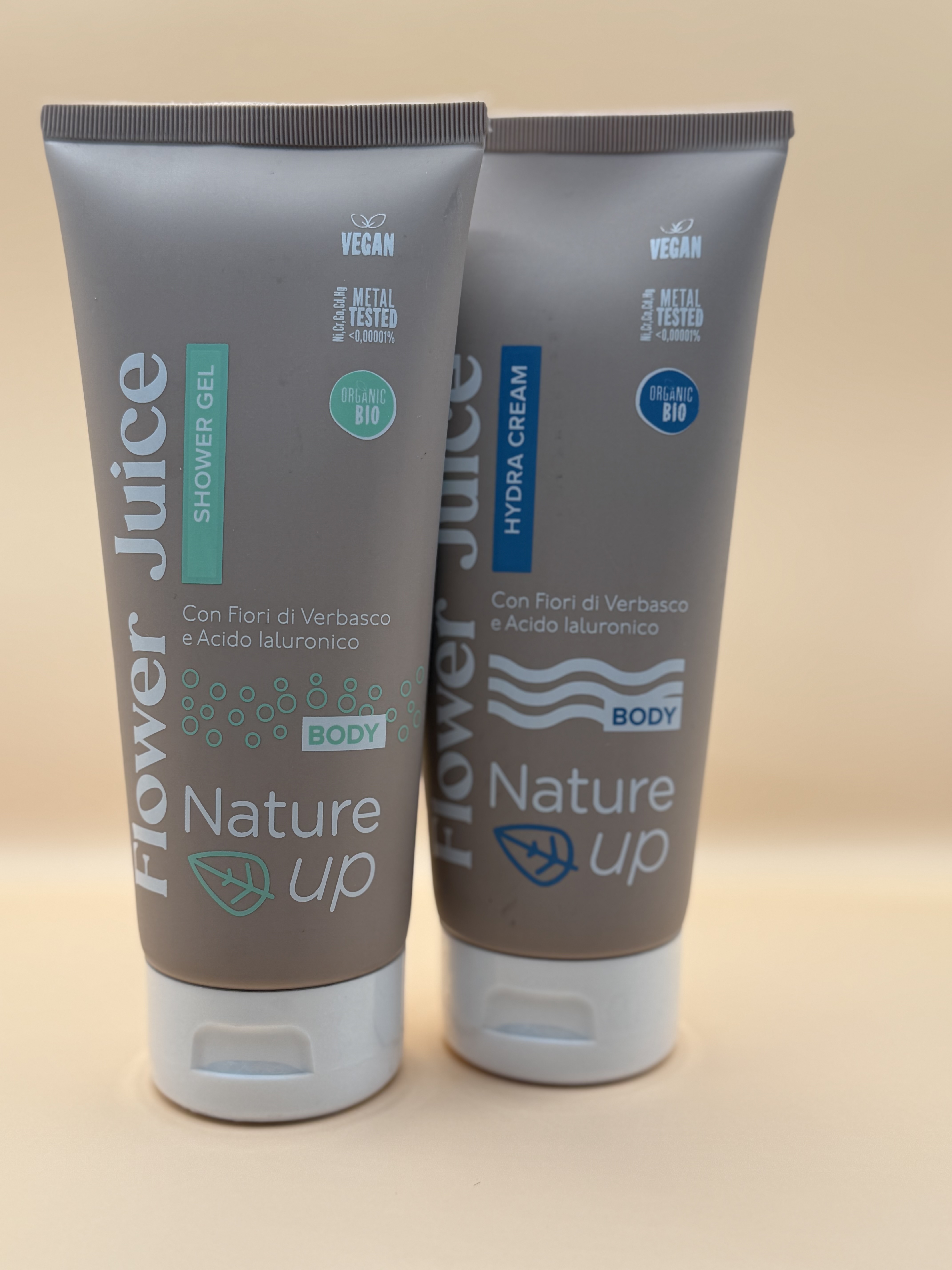 Drėkinamasis dušo gelis + drėkinamasis kūno kremas